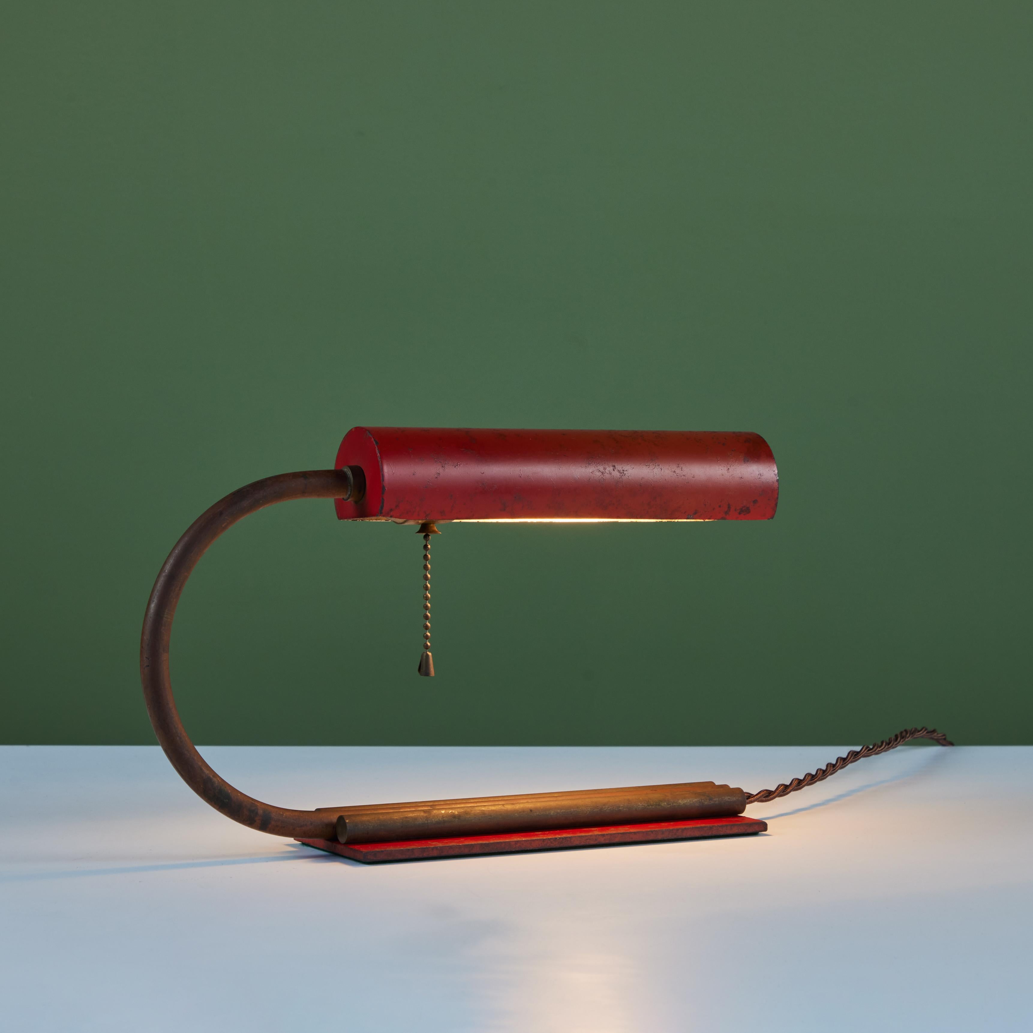 Red Enamel Desk Lamp in the Style of Gilbert Rohde In Good Condition For Sale In Los Angeles, CA