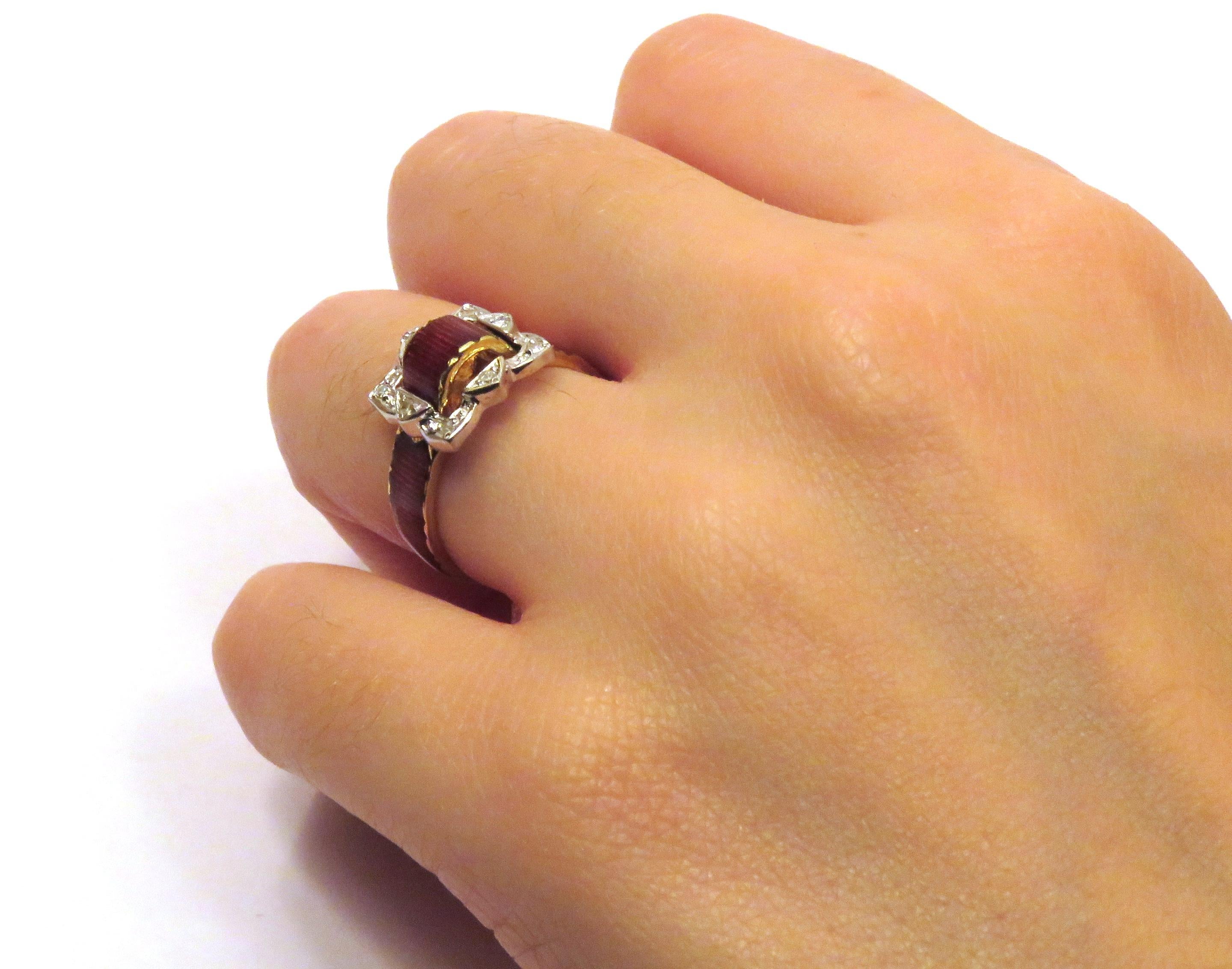 Antique Red Enamel Diamonds Yellow Gold Buckle Ring In Excellent Condition For Sale In Milano, IT