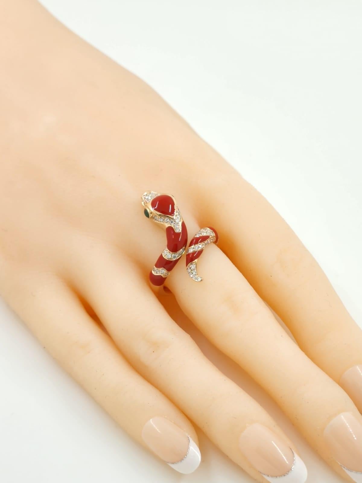 Round Cut Red Enamel Snake Diamond Ring in 18 Karat Rose Gold