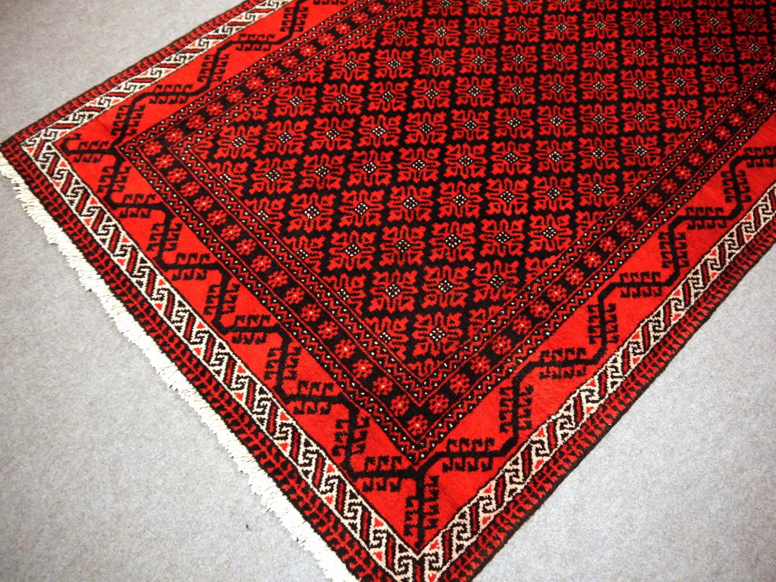 Roter Ersari-Teppich für den Flur, Vintage Bokhara, handgeknüpft, halb antik (Handgeknüpft) im Angebot