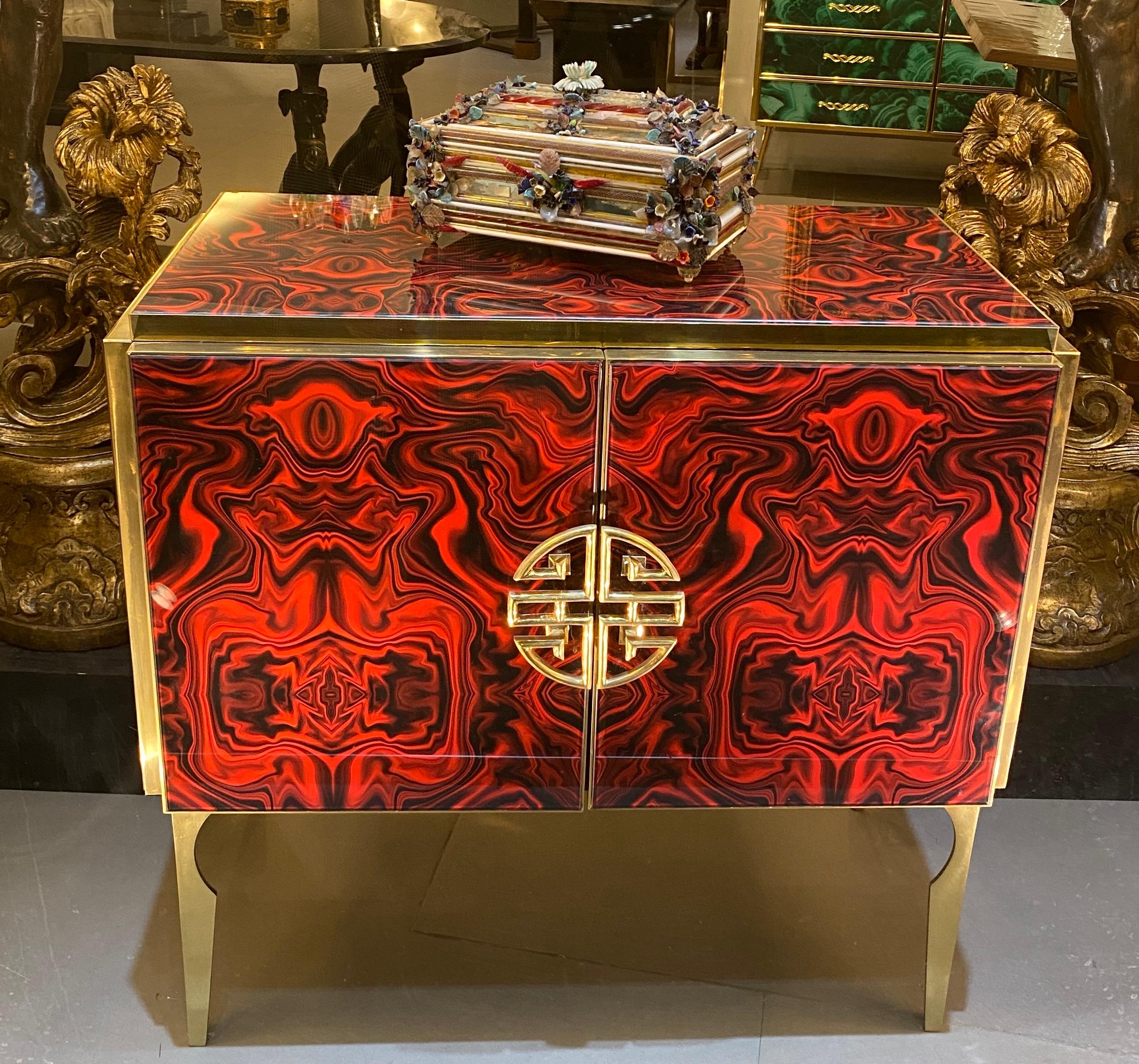 Contemporary Red Fantasy Glass and Brass Midcentury Style Bar Cabinet For Sale