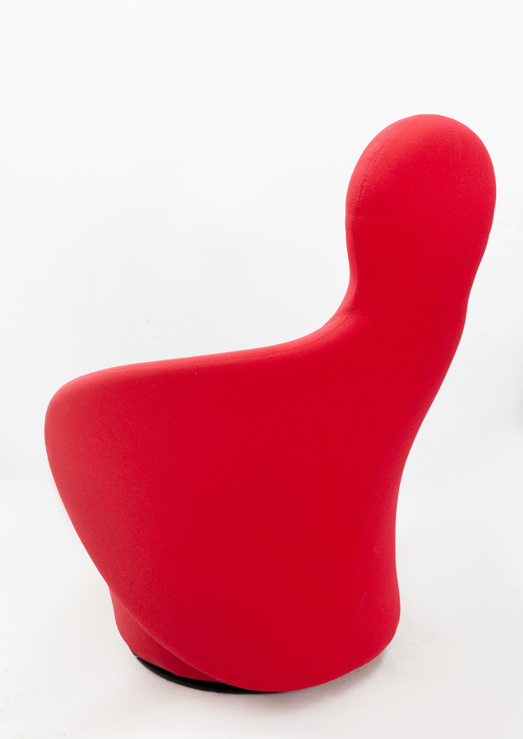 Dutch Red Felt Barbamama Accent Chair