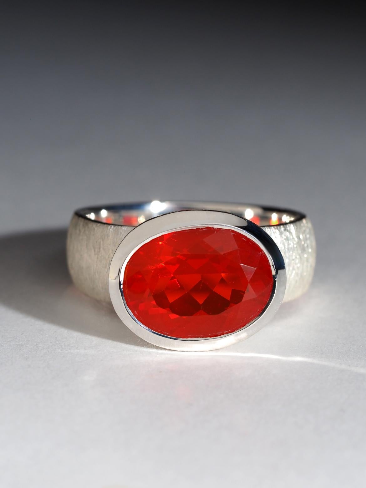 For Aperol lovers - large silver ring with natural fine quality Fire Opal
Opal gemstone origin - Mexico 
opal measurements  - 10 x 13 mm
weight of Opal - 3.65 ct
ring weight - 9 grams
ring size - 8 3/4 US, diameter 18.75 mm, N 19,  circumference 59