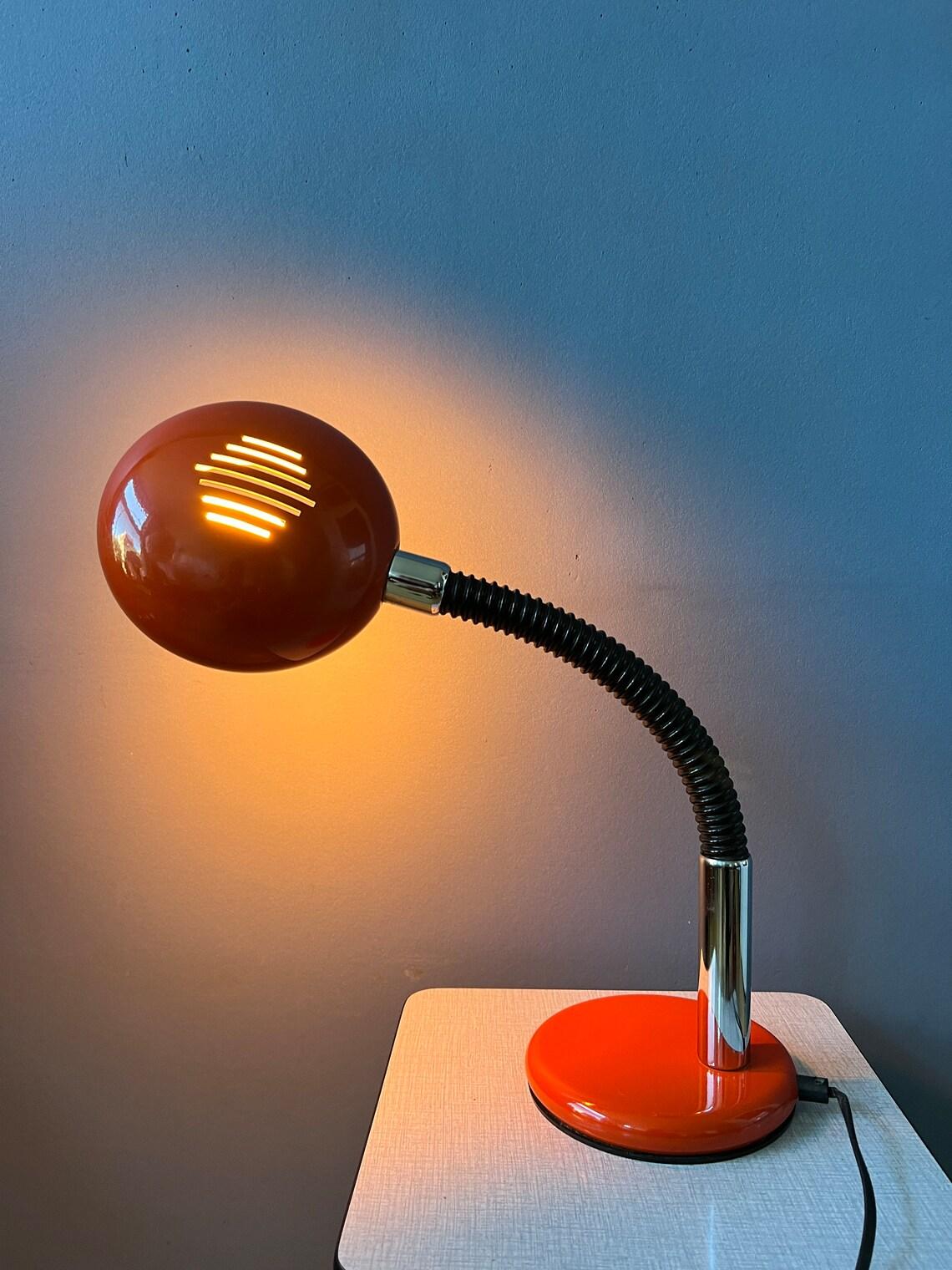 20th Century Red Flexible Adjustable Mid Century Space Age UFO Table Lamp, 1970s For Sale