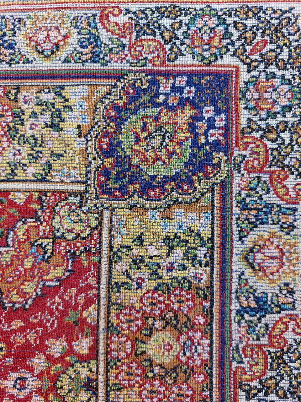 Red Floral Medallion Persian Silk Rug, The UK Made, 0041 For Sale 6