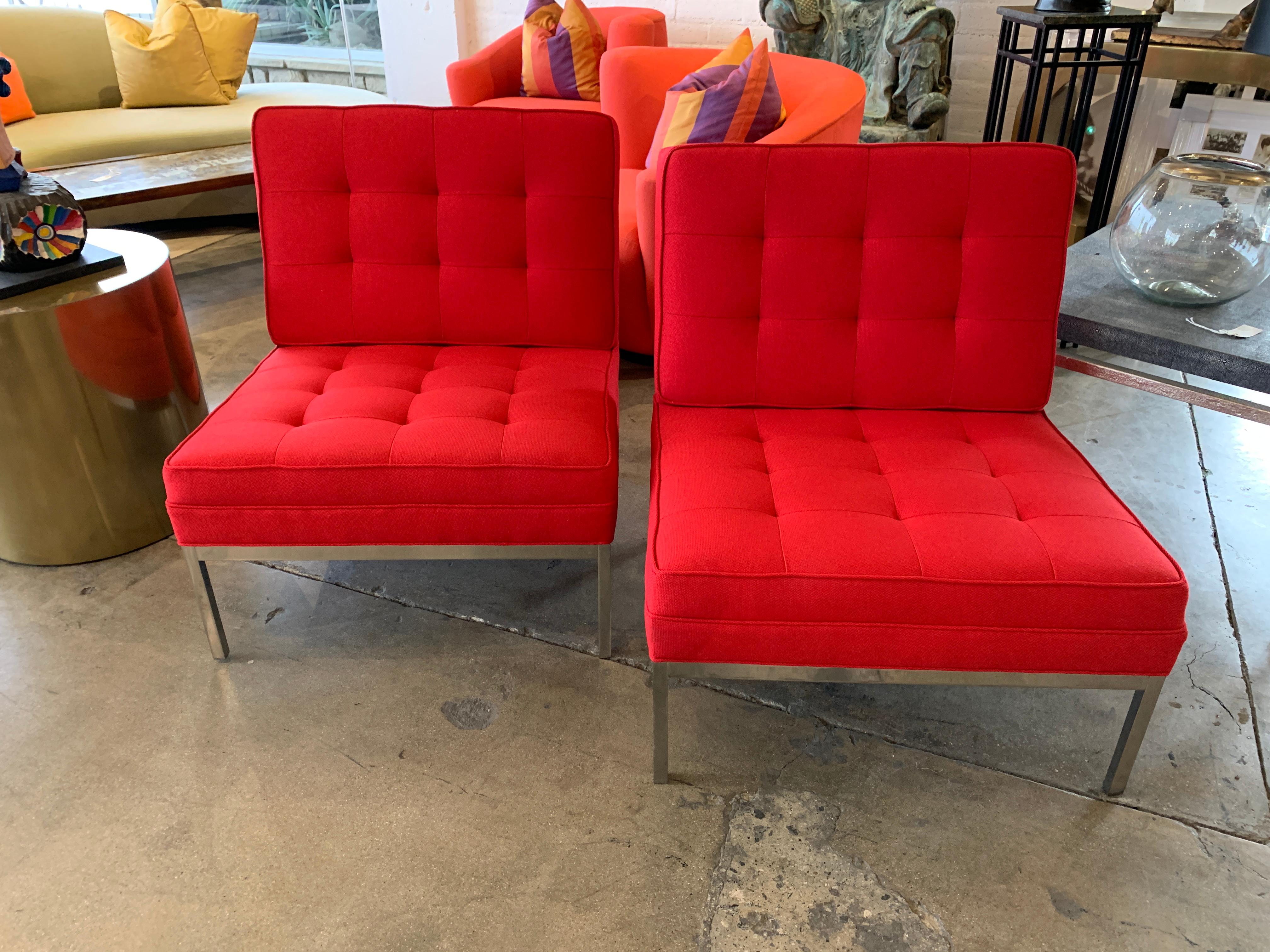 Rote Florence Knoll Lounge Stühle (Maschinell gefertigt) im Angebot