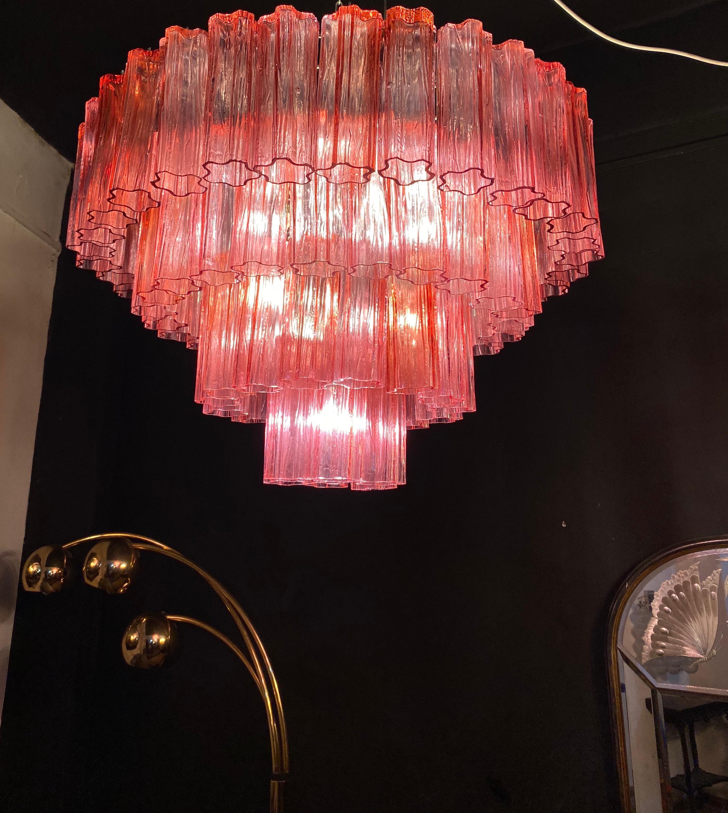 Lampadario Tronchi in vetro di Murano rosso fucsia, 1970 in vendita 1