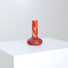 Vase rouge Gallé, France, vers 1900