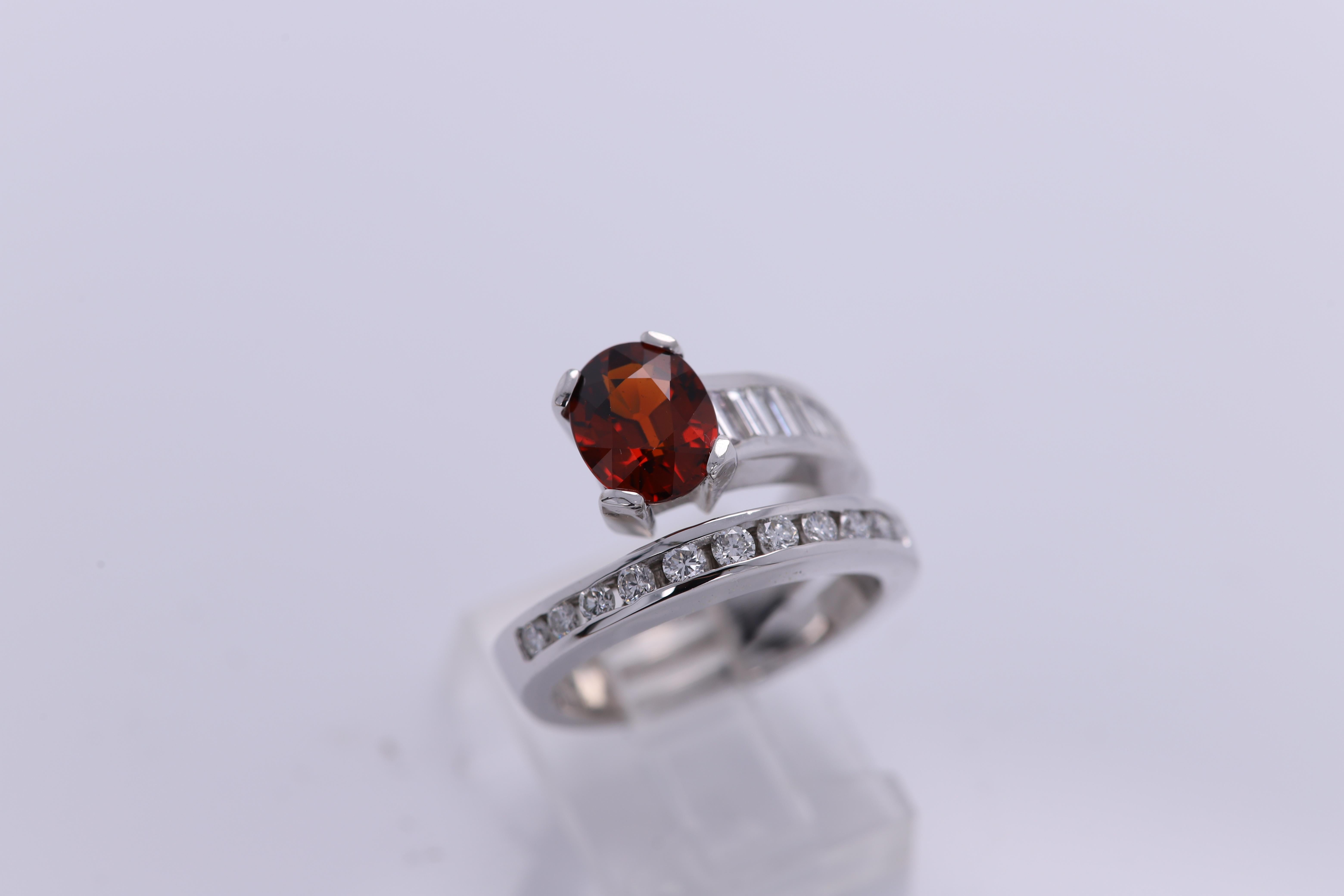 Red Garnet and Diamond Ring 14 Karat White Gold Natural Mozambiq Garnet 2.34 Ct In New Condition For Sale In Brooklyn, NY