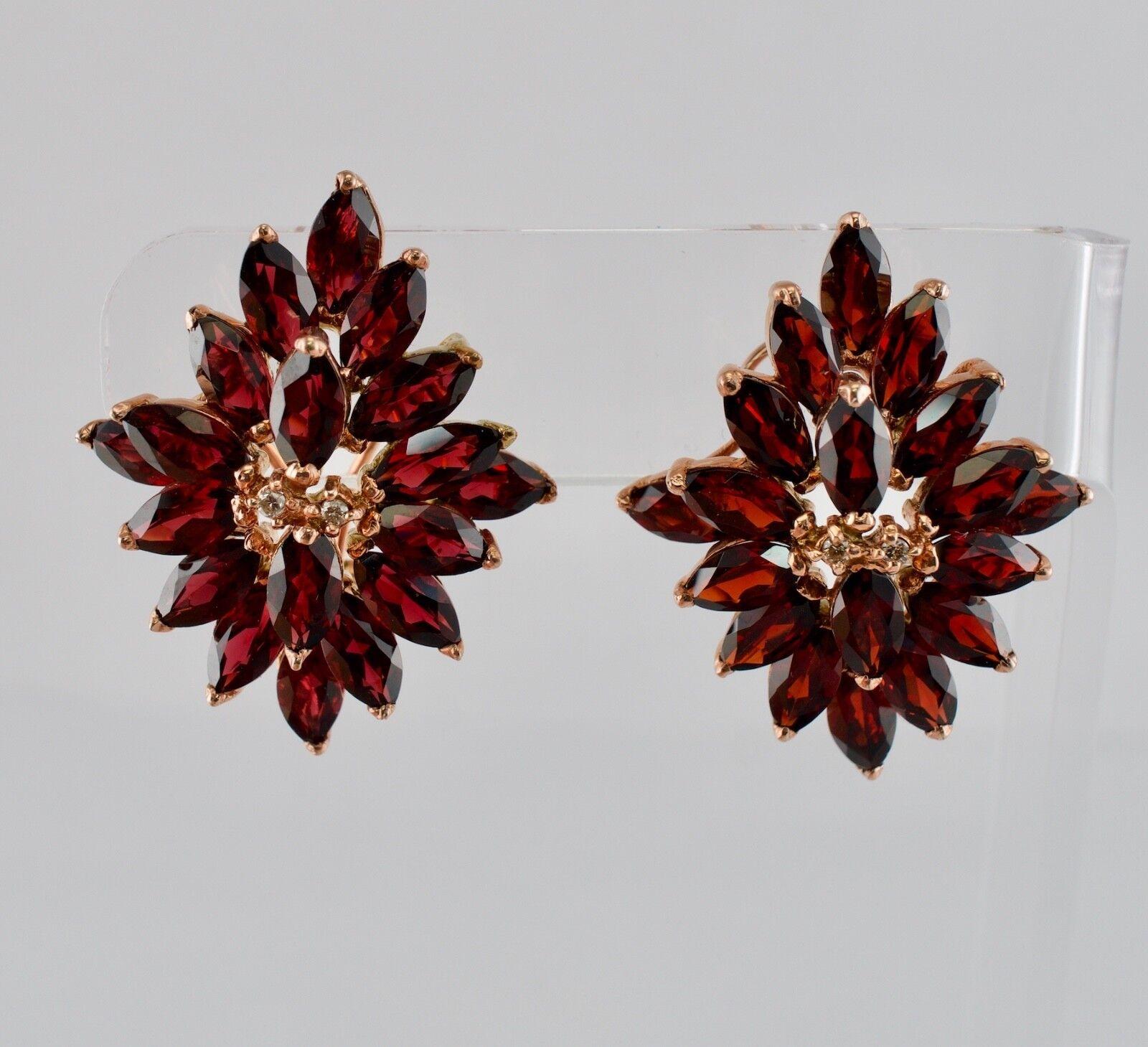 Boucles d'oreilles grenat rouge et diamant Fleur en or rose 14K Vintage Bon état - En vente à East Brunswick, NJ