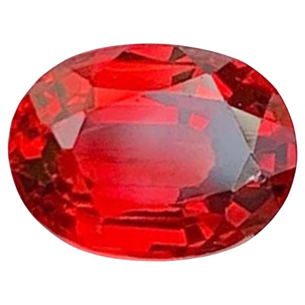 Roter Granat Edelstein: Ovalschliff Januar Geburtsstein, 1.68 Karat