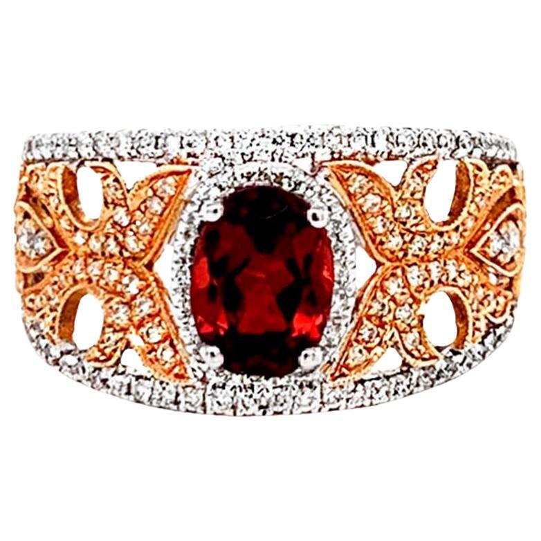 Red Garnet Ring With Diamonds 1.65 Carats 18K Gold For Sale