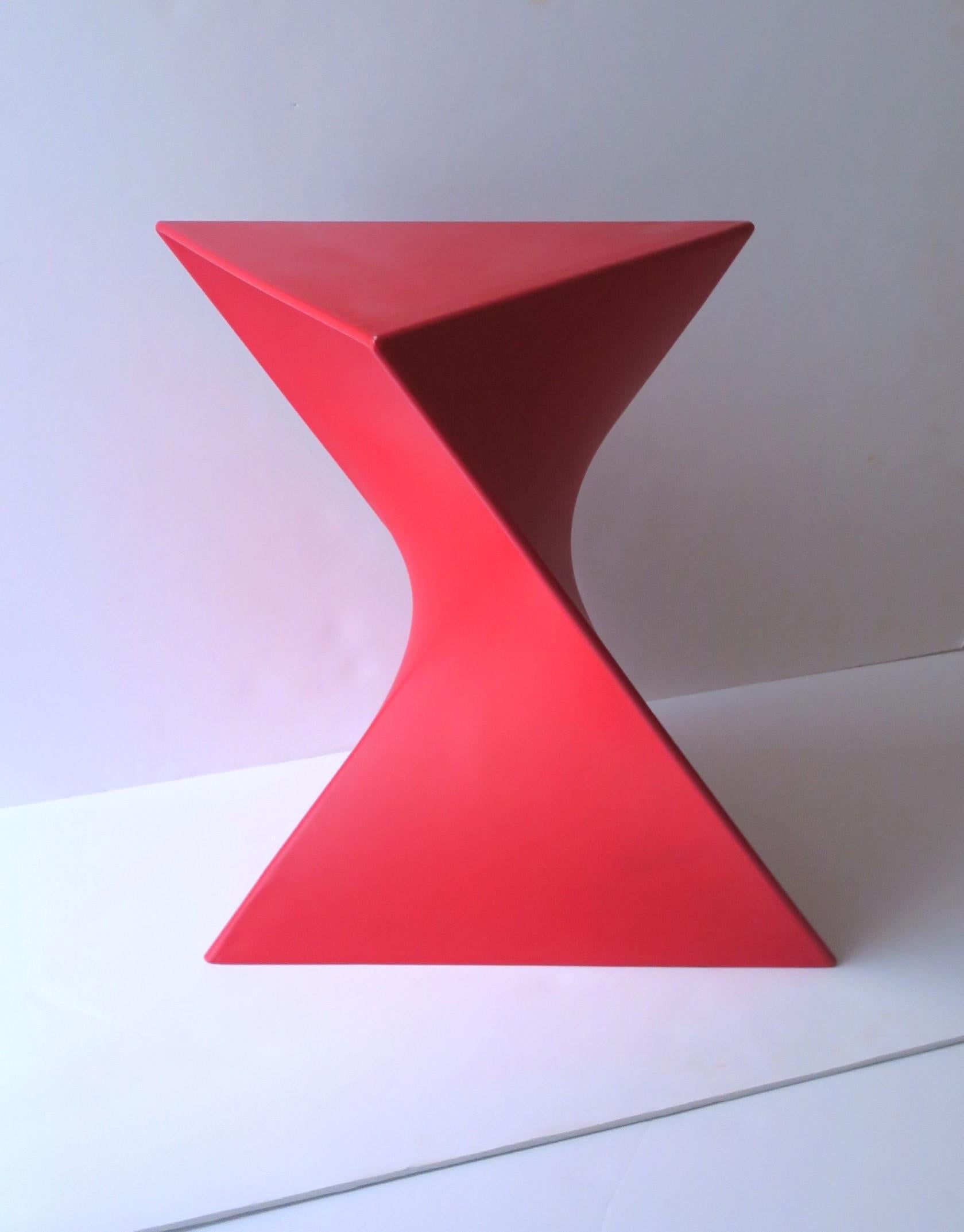 Red Geometric Side Drinks Table, Late 20th Century For Sale 2