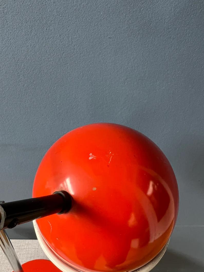 Lampe de bureau rouge Eyeball de l'ère spatiale GEPO en vente 4
