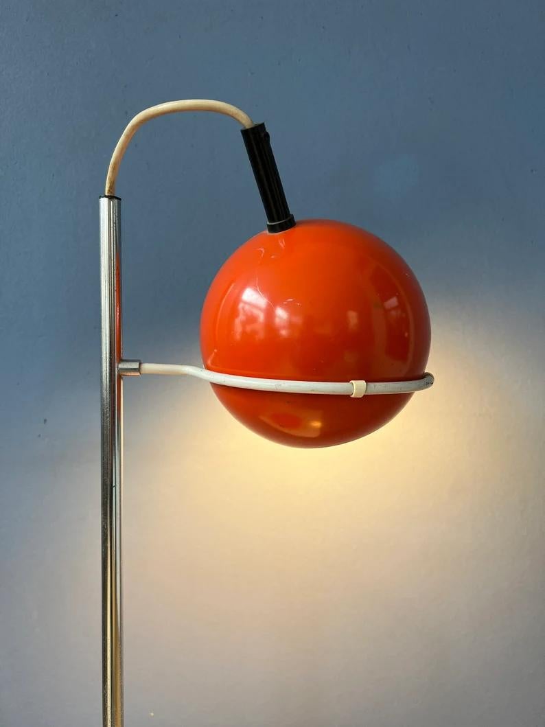 Red GEPO Eyeball Table Lamp Space Age Desk Lamp In Good Condition For Sale In ROTTERDAM, ZH