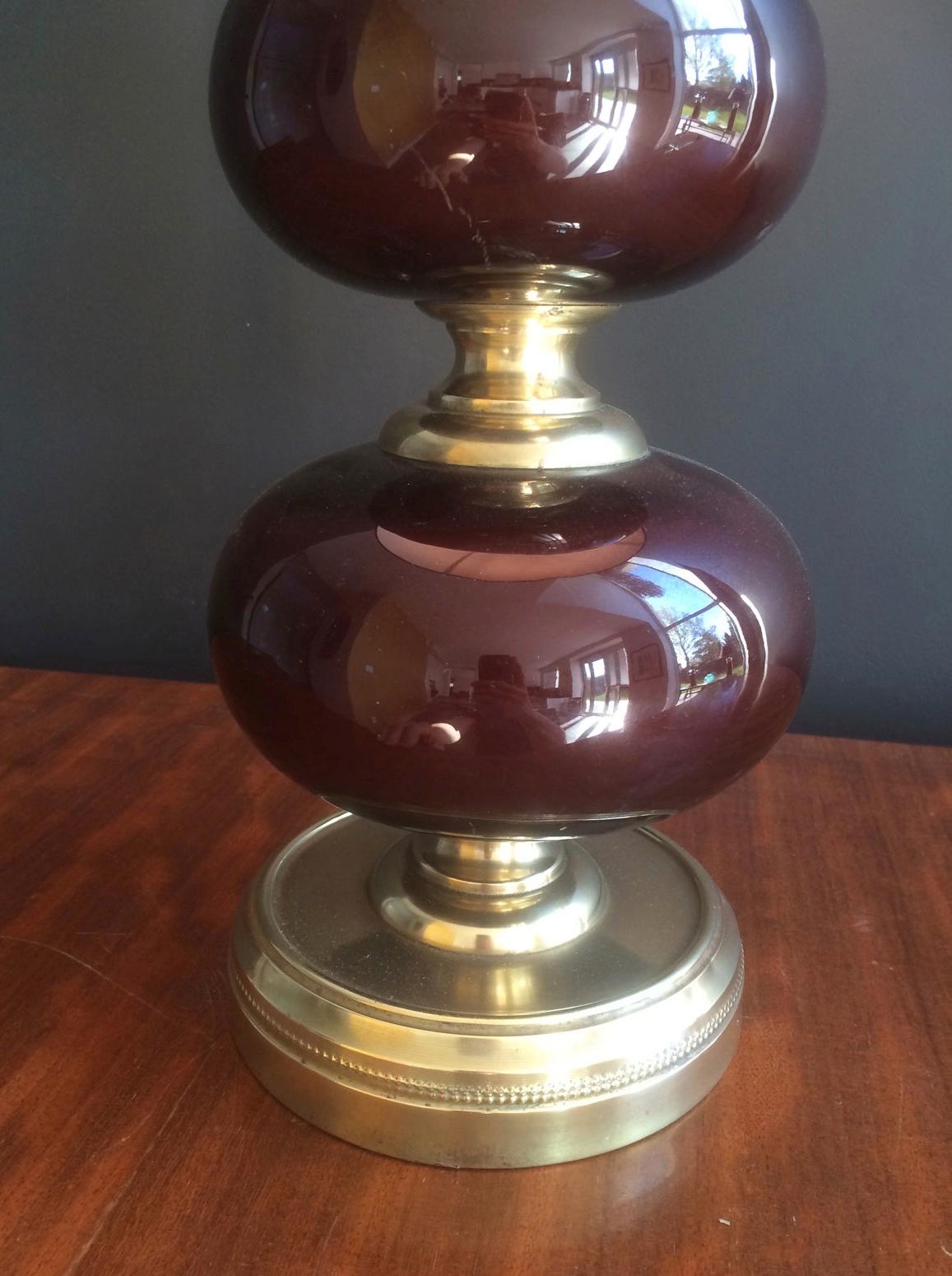 Red Glass and Brass Table Lamp, circa 1960 For Sale 5