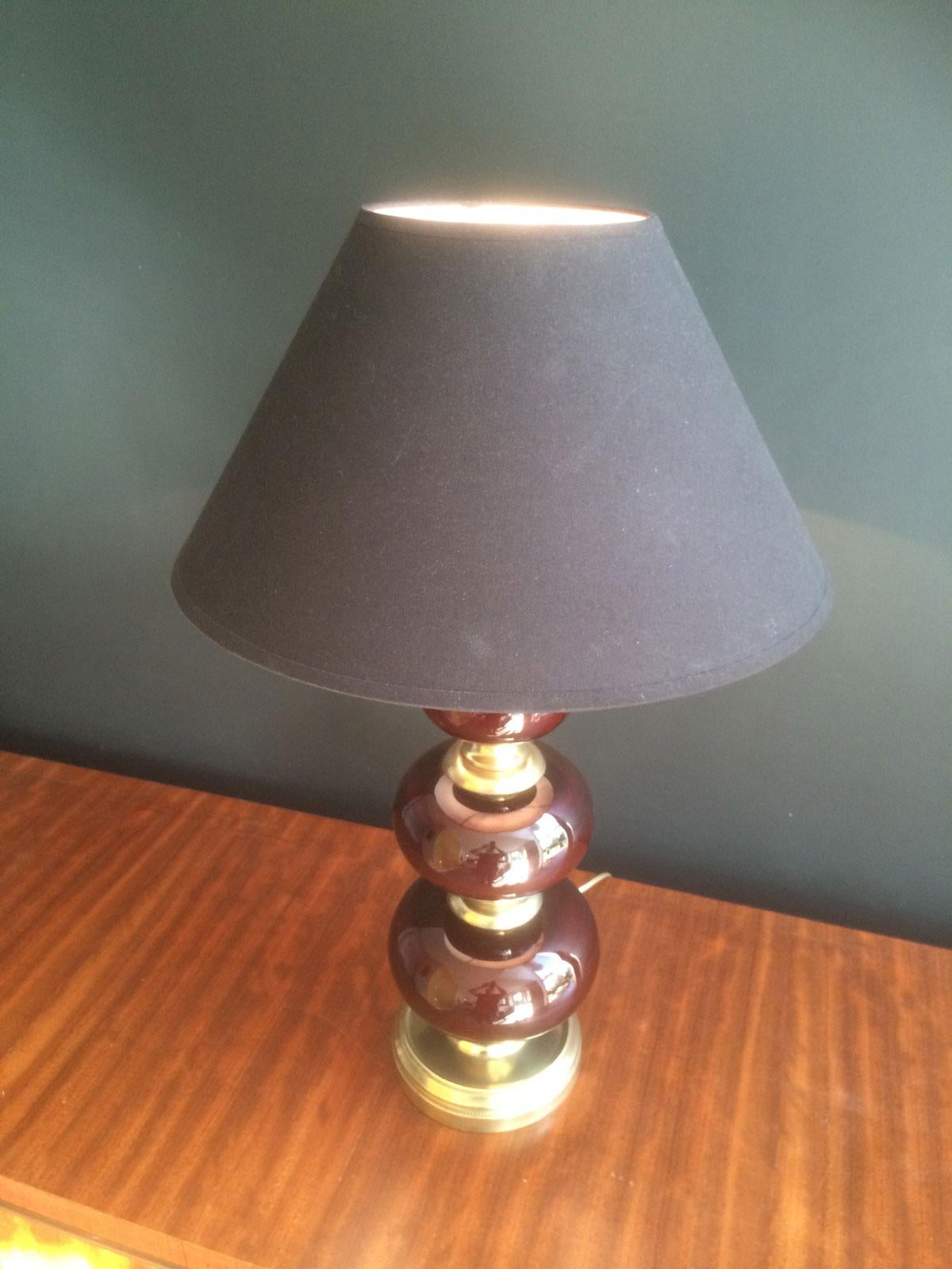 Red Glass and Brass Table Lamp, circa 1960 For Sale 12