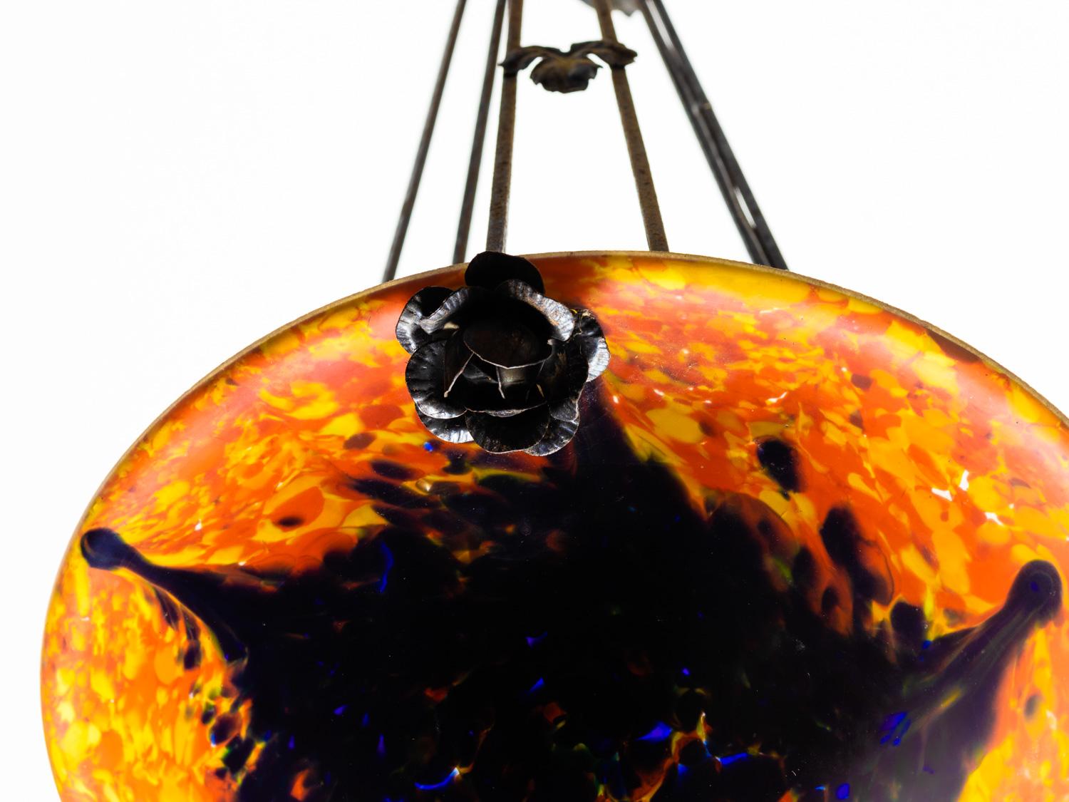 Araña de cristal rojo Art Nouveau, colgante de techo, 1900 Forjado en venta