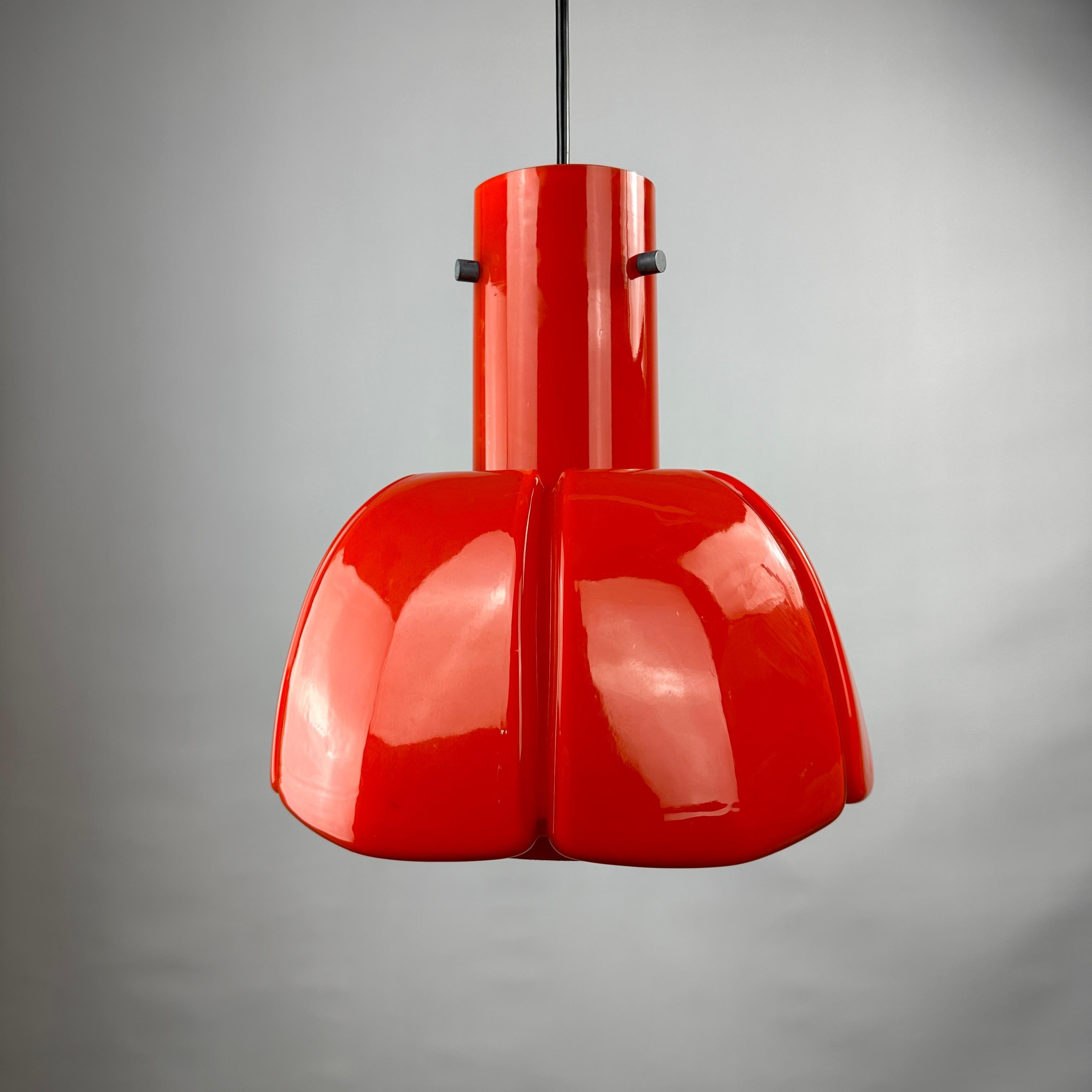 Red glass flower shaped pendant light from Glashütte Limburg 1970 For Sale 2