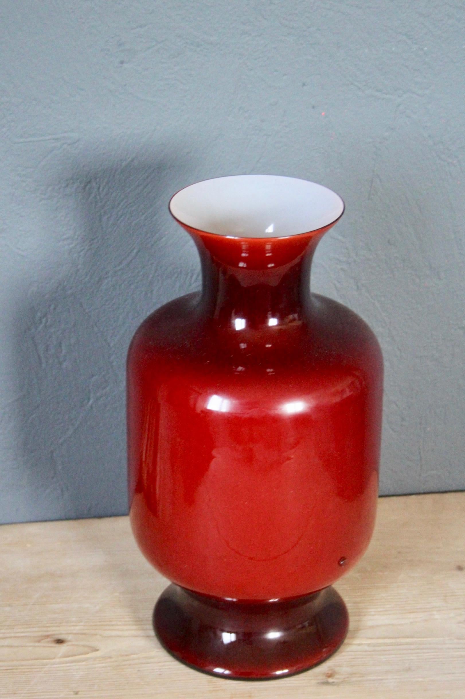 Red Glass La Murrina Vase In Good Condition In grand Lancy, CH