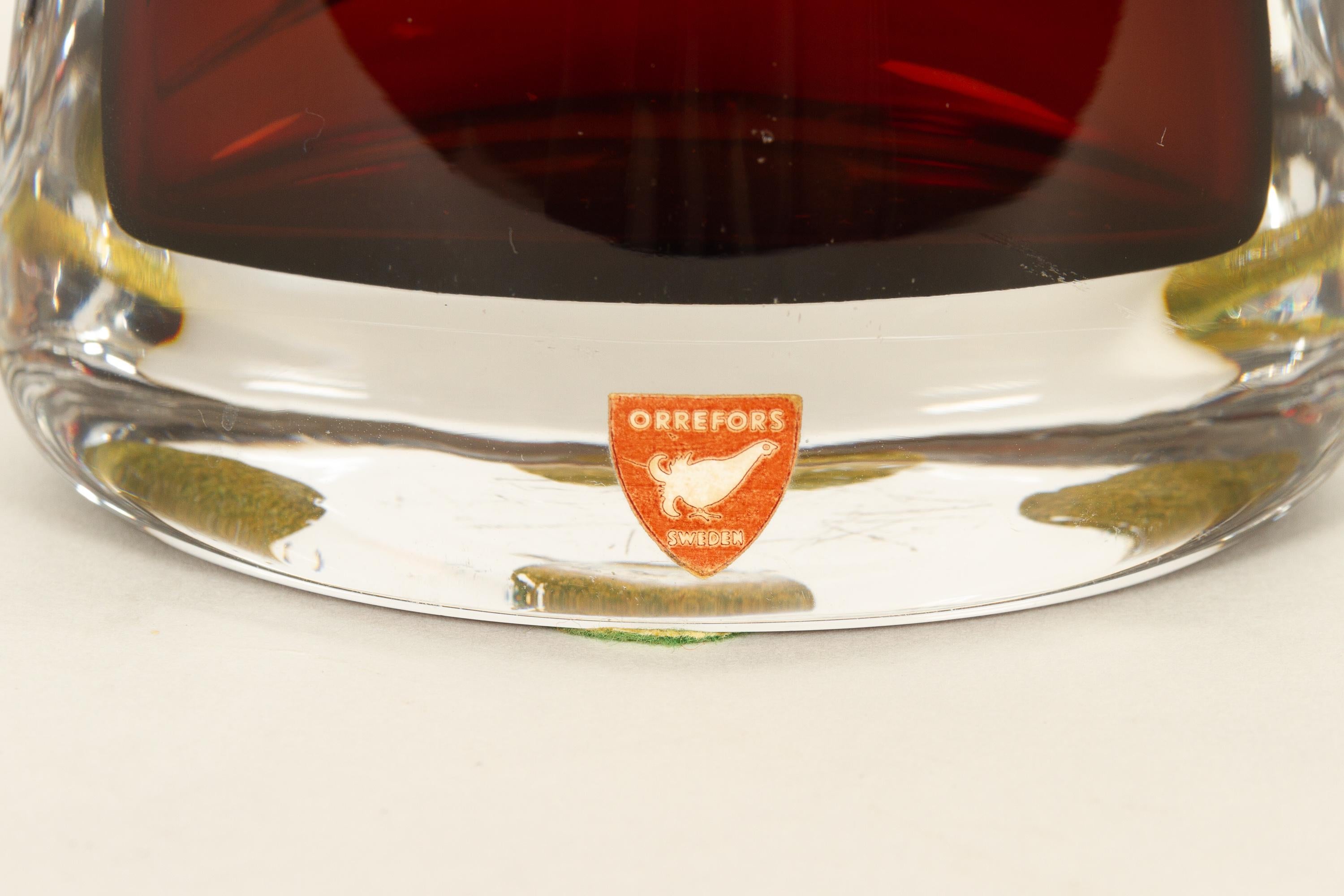 Milieu du XXe siècle Lampe de bureau en verre rouge de Carl Fagerlund pour Orrefors, années 1960 en vente