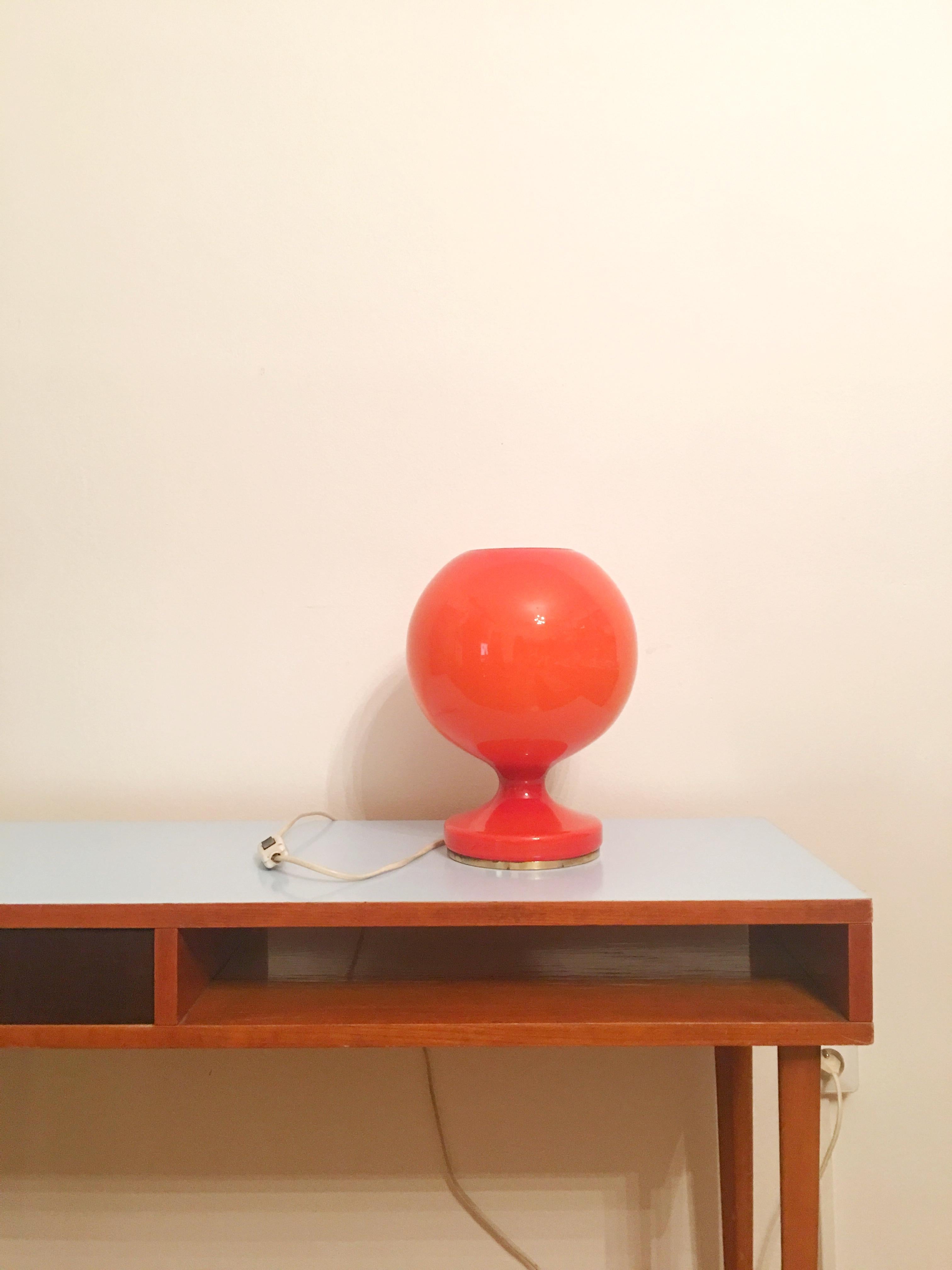 Red Glass Table Lamp by Stepan Tabera, 1960s In Good Condition For Sale In Prague, CZ