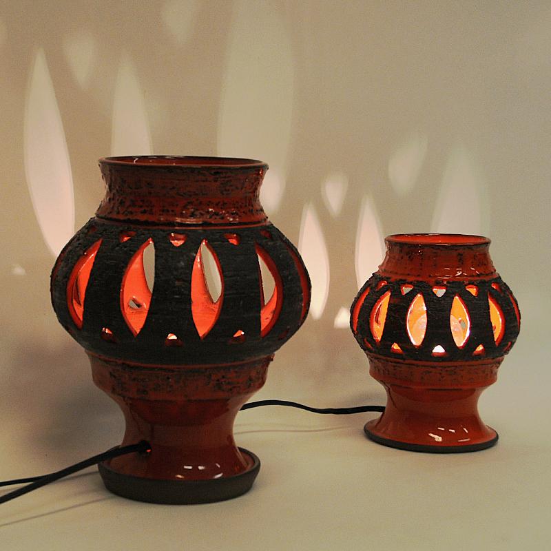Swedish Red Glazed Ceramic Pair of Tablelamps by Nykirka Motala Keramik, Sweden, 1960s For Sale