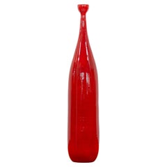 Vaso in ceramica smaltata rossa disegnato da Amphora, Belgio