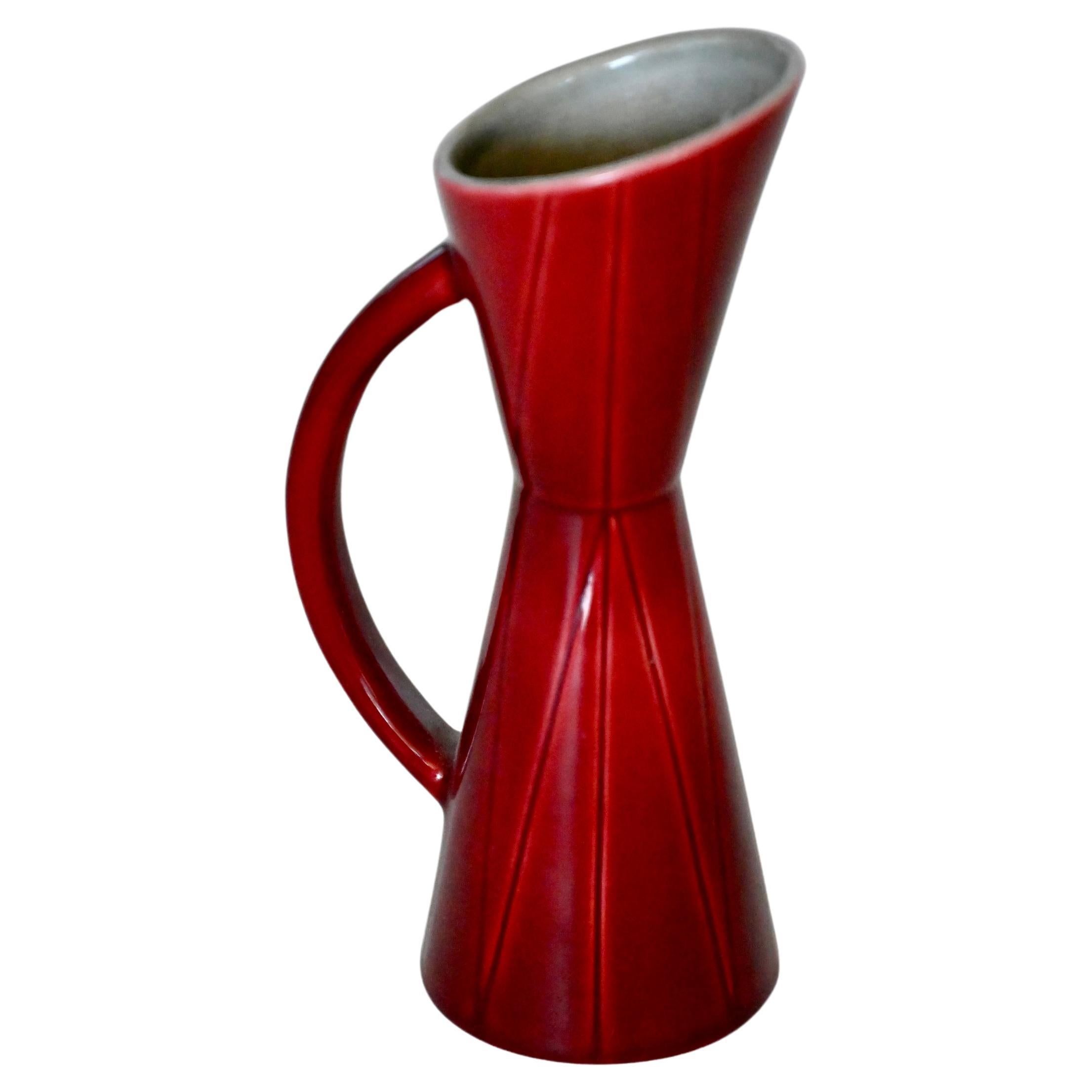 Pichet / vase Rörstrand émaillé rouge en vente