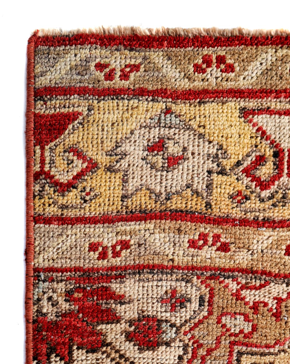 Anatolian rugs are hand knotted in the Central Anatolia or Asia Minor region of Turkey. The patterns are from ottoman era as well as modern Turkey. The central medallion used in this rug symbolizes the central authority of the ottoman sultans. In
