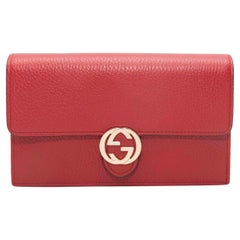 Red Gucci Crossbody Wallet-On-Chain