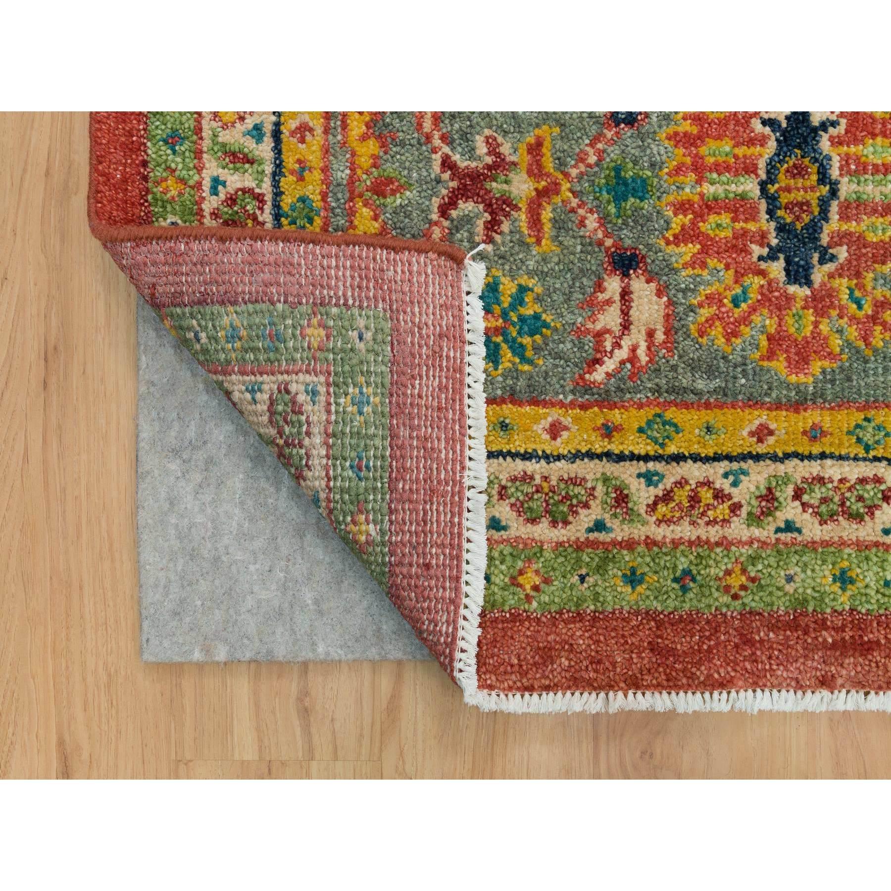 Noué à la main Tapis carré en laine douce rouge noué à la main d'un motif d'Oushak antique 14'0