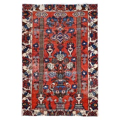 Roter handgeknüpfter alter persischer Bakhtiari-Teppich aus weicher Wolle, professionell gereinigt