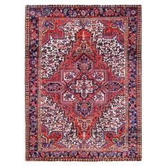Roter handgeknüpfter rustikaler Vintage persischer Heriz-Teppich aus reiner Wolle mit sauberem Abrash in Rot