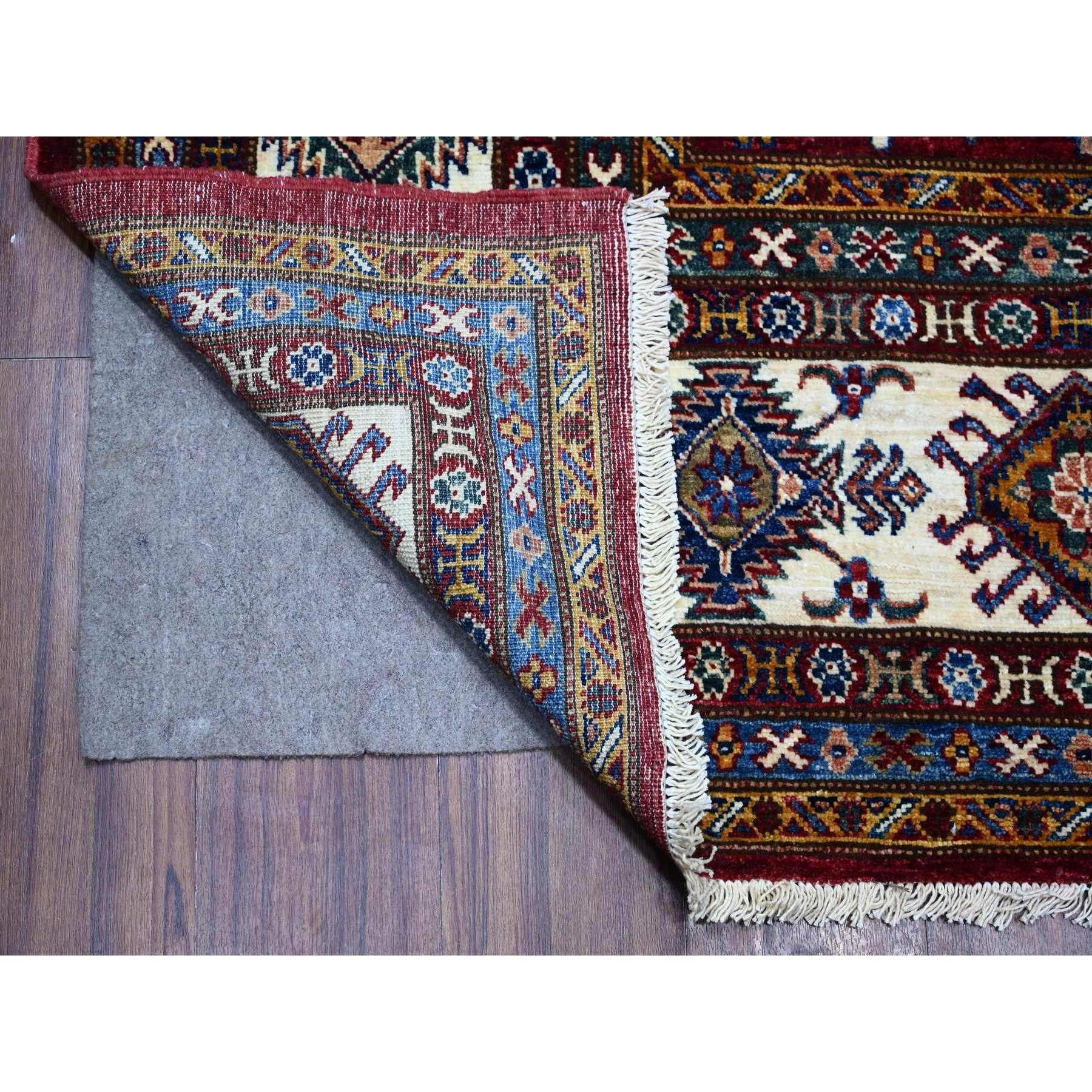 Afghan Tapis d'Orient rouge noué à la main avec de superbes motifs en laine pure 8'1