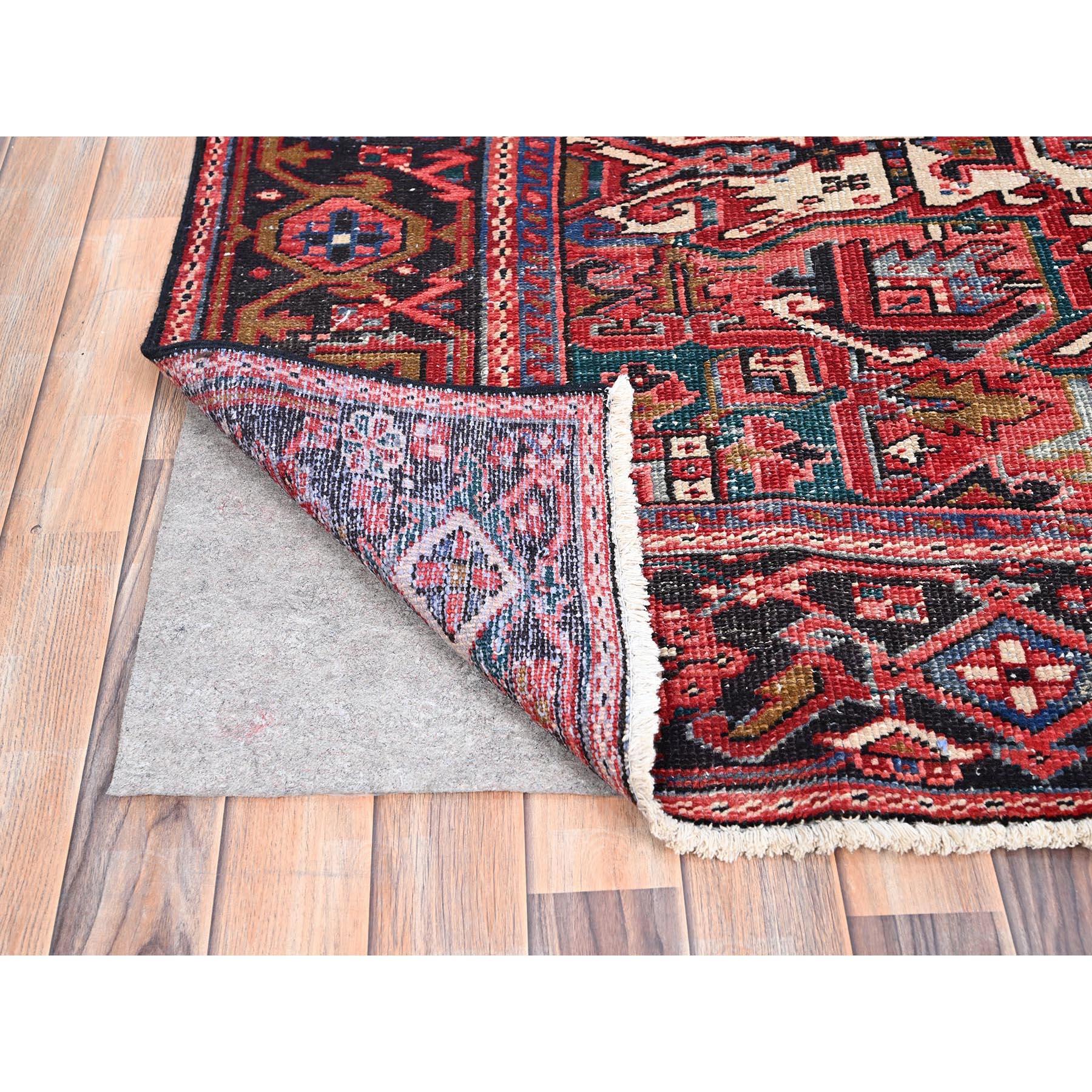 Noué à la main Tapis persan Heriz Abrash vintage, noué à la main, rouge, ton bijou en vente