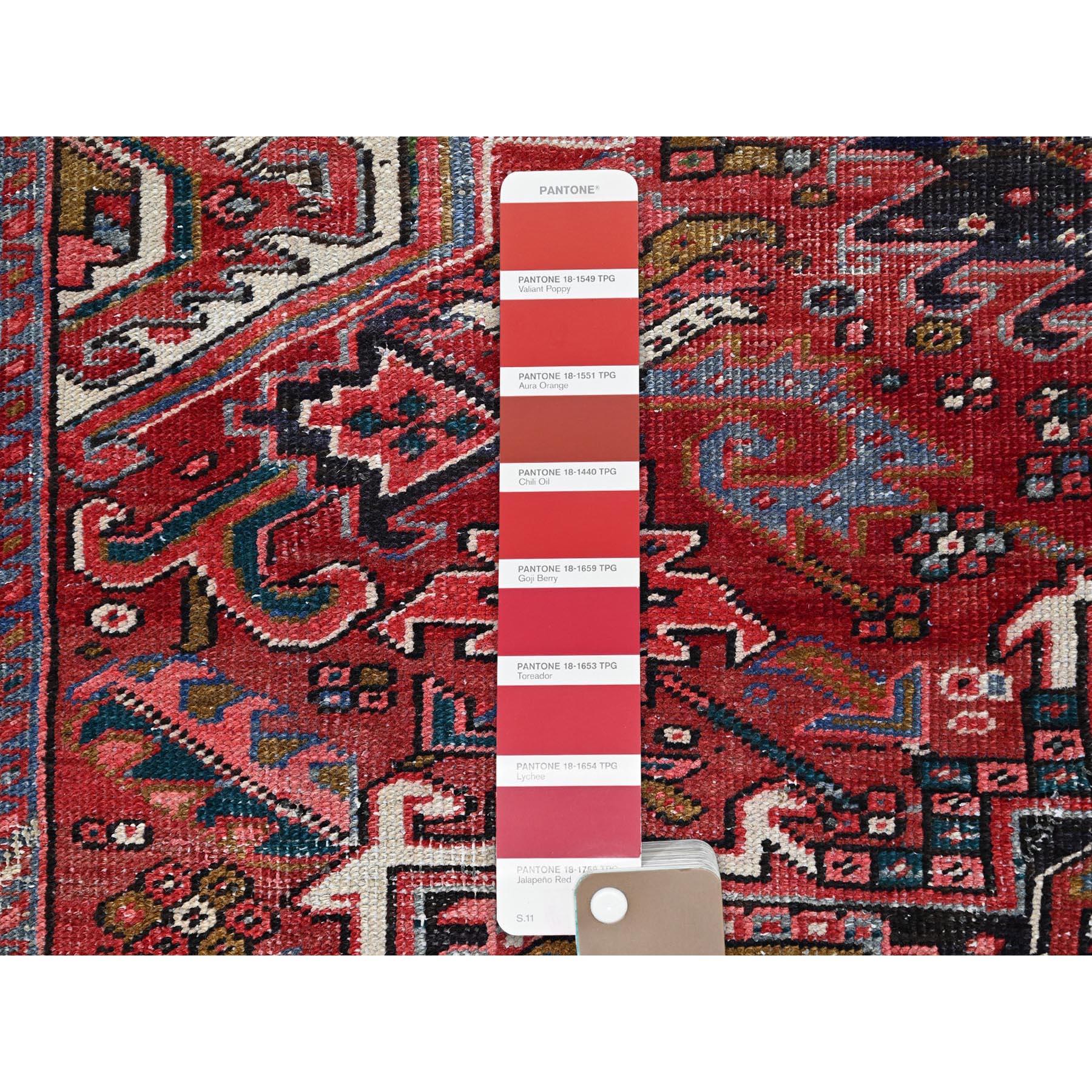 Laine Tapis persan Heriz Abrash vintage, noué à la main, rouge, ton bijou en vente