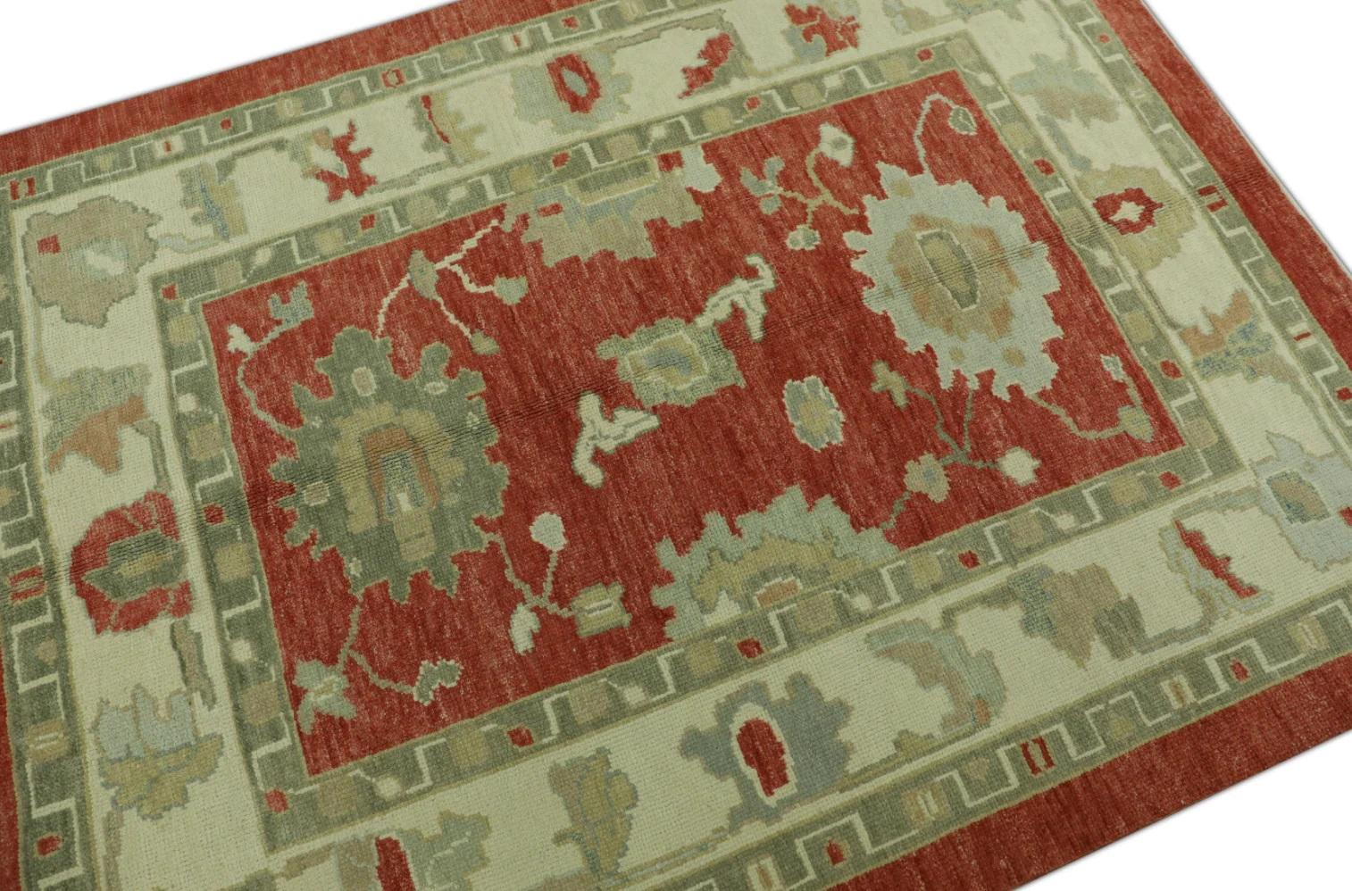 Türkischer Oushak-Teppich aus handgewebter Wolle in Rot, 5' x 6'8