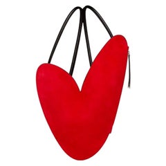 Red Heart black leather backpack / shoulder bag