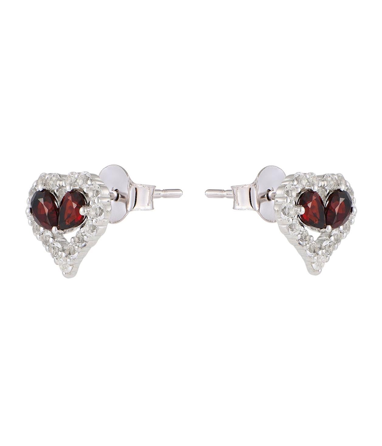 Orecchini con cuore rosso - Granato rosso In condizioni Nuovo in vendita a Markham, CA