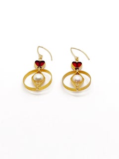 Red Heart x Pearl Geometric Earrings