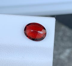 Roter Himalaya Granat Edelstein: Ovaler Januar-Geburtsstein, Schmuckherstellung 2,13 CTs