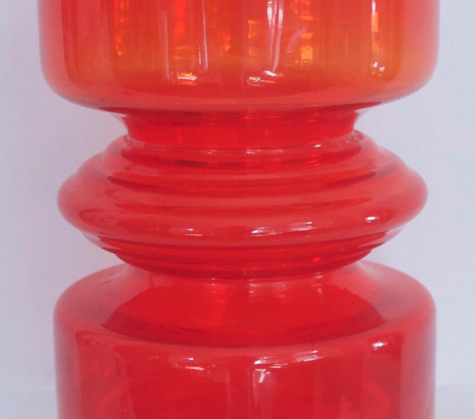 Mid-20th Century Red Hooped Glass Vase Tamara Aladin Riihimaki 'Finland' 1959 Mid-Century Modern For Sale