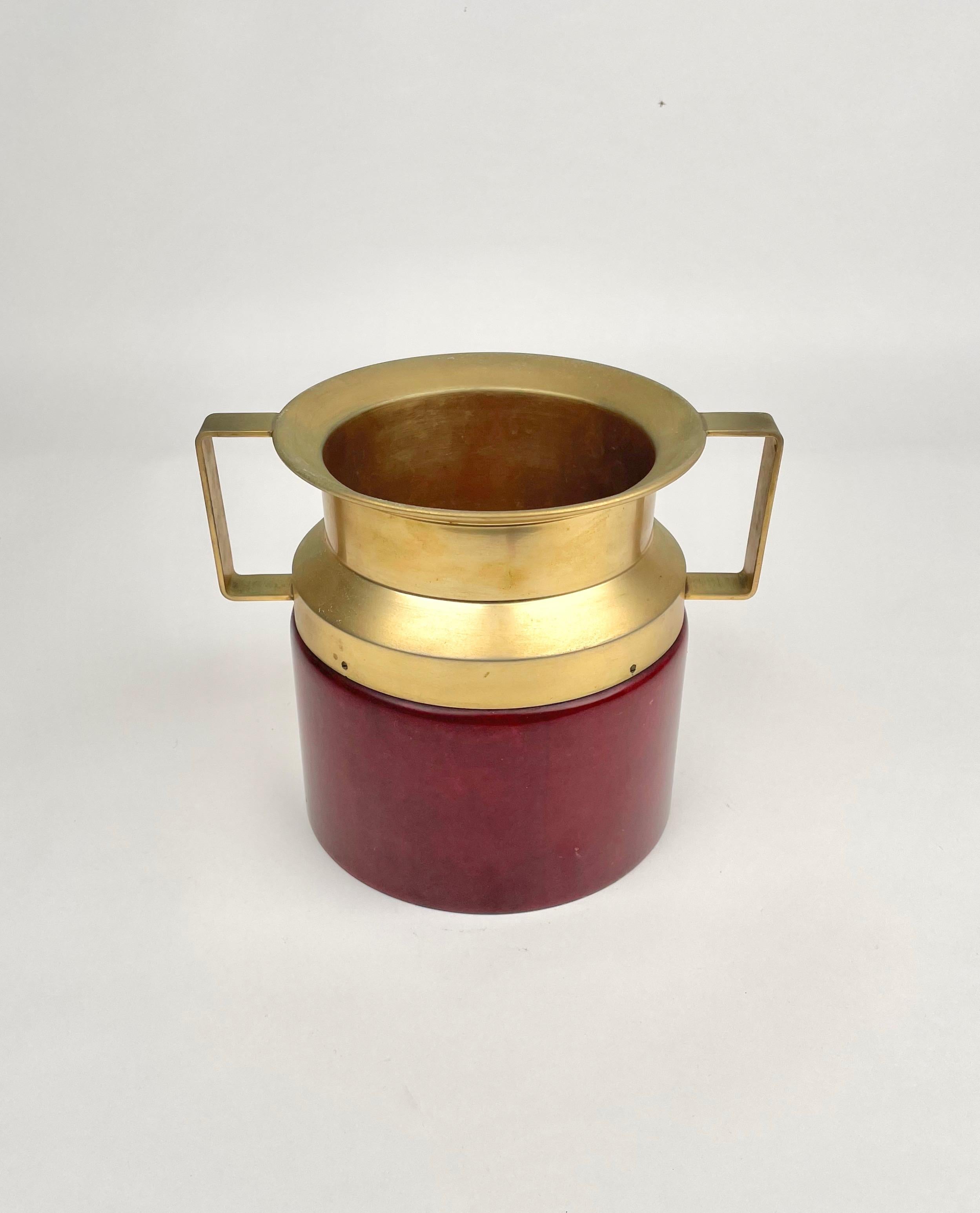 Mid-Century Modern Red Ice Bucket in Goatskin and Brass by Aldo Tura, Italy, 1950s