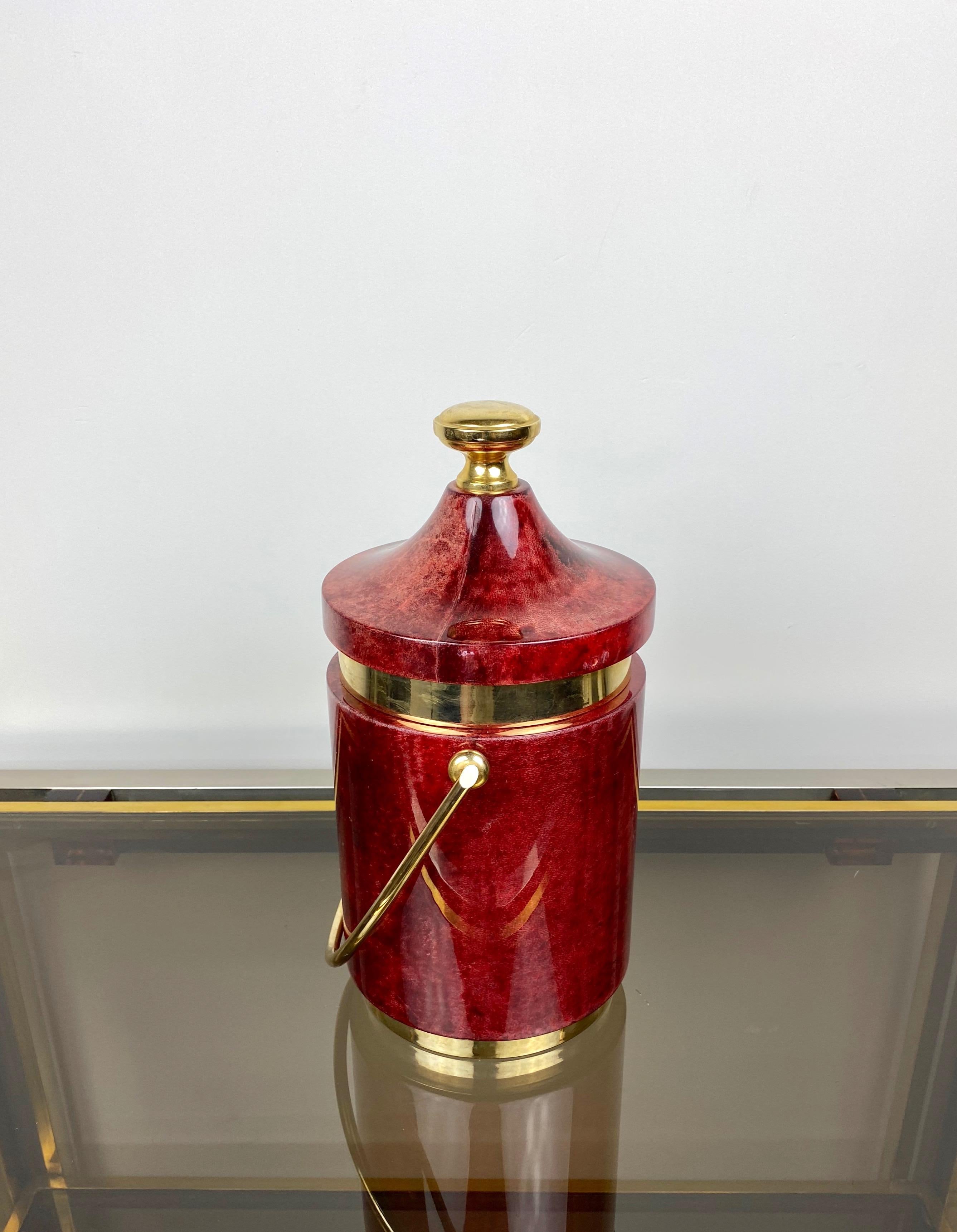 Mid-Century Modern Red Ice Bucket in Goatskin and Brass by Aldo Tura, Italy, 1960s For Sale