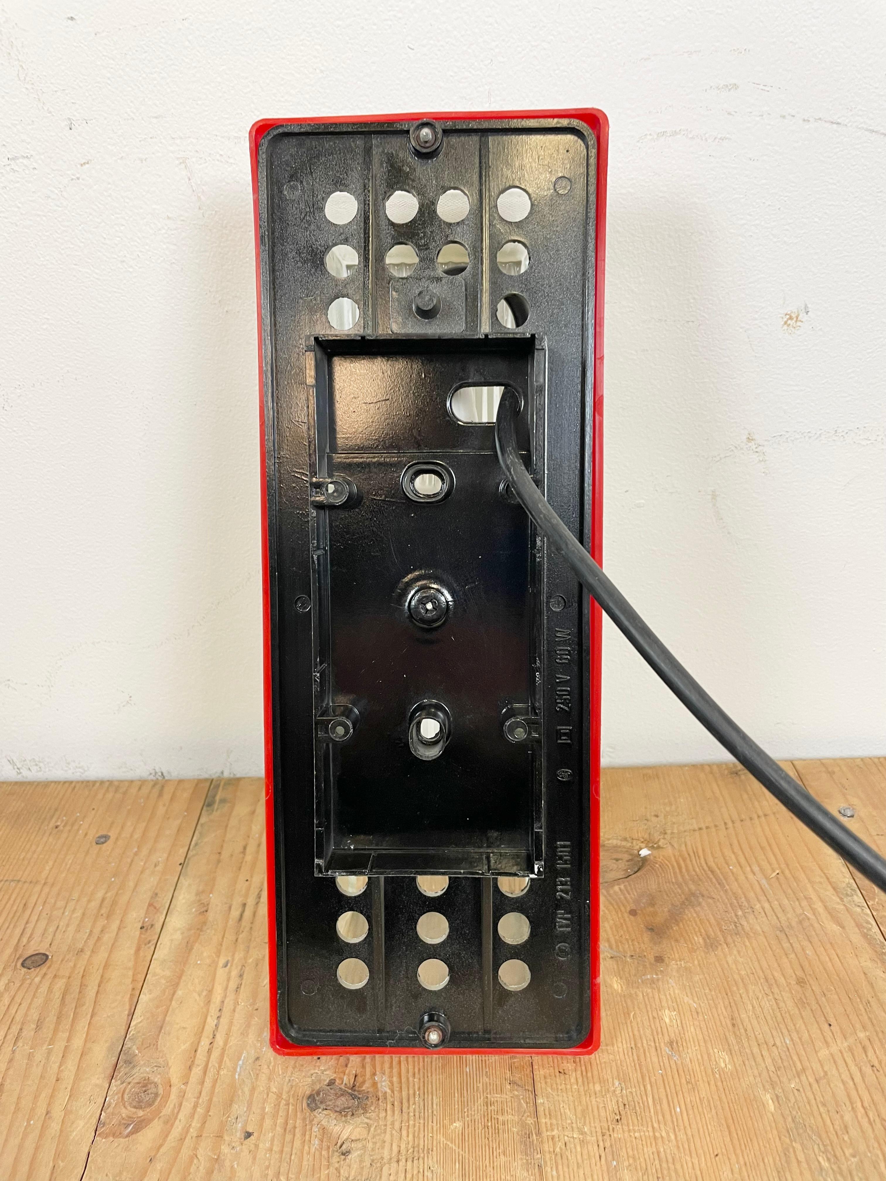 Red Industrial Bakelite Wall Light from Elektrosvit, 1970s For Sale 8