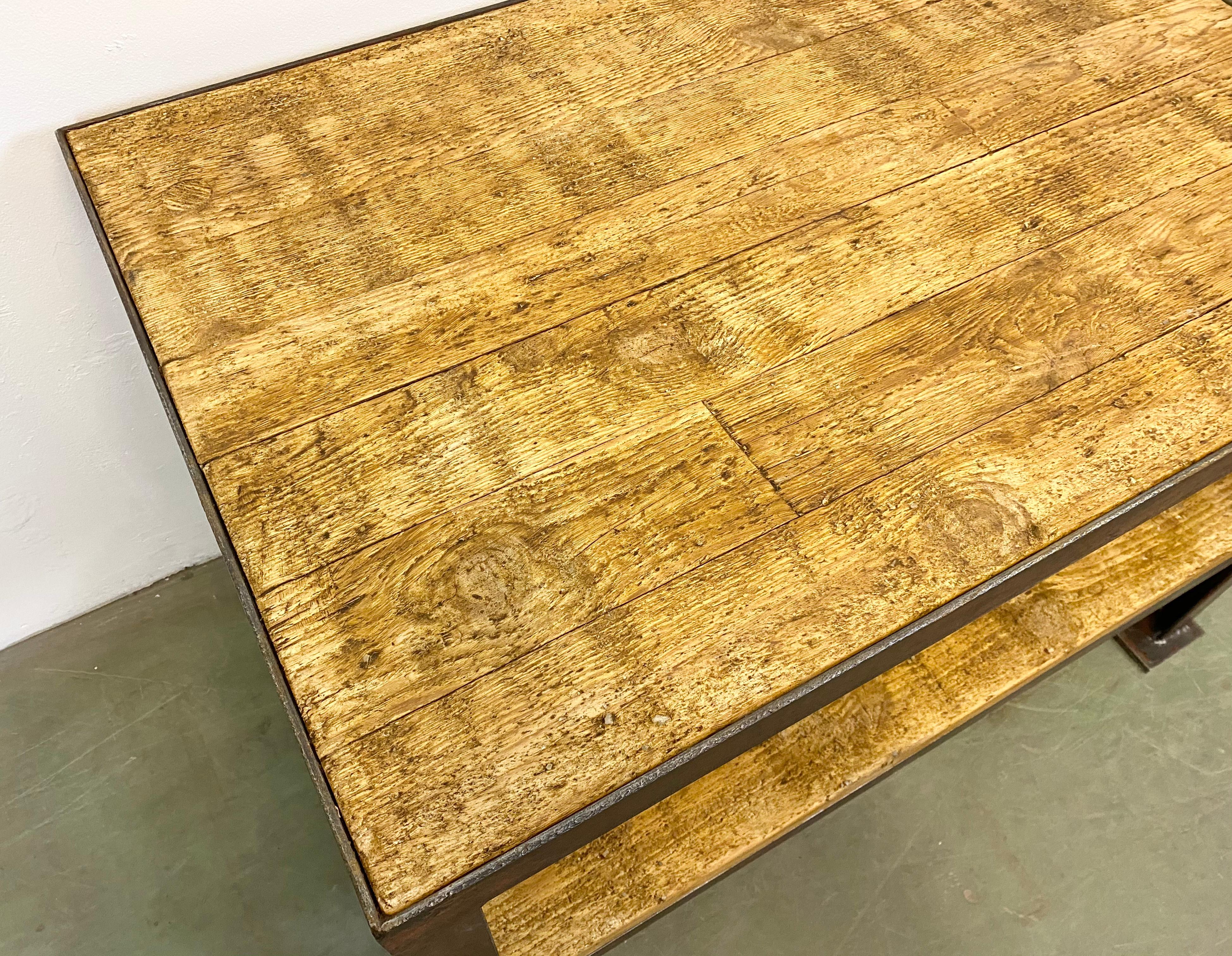 Red Industrial Coffee Table, 1960s For Sale 3