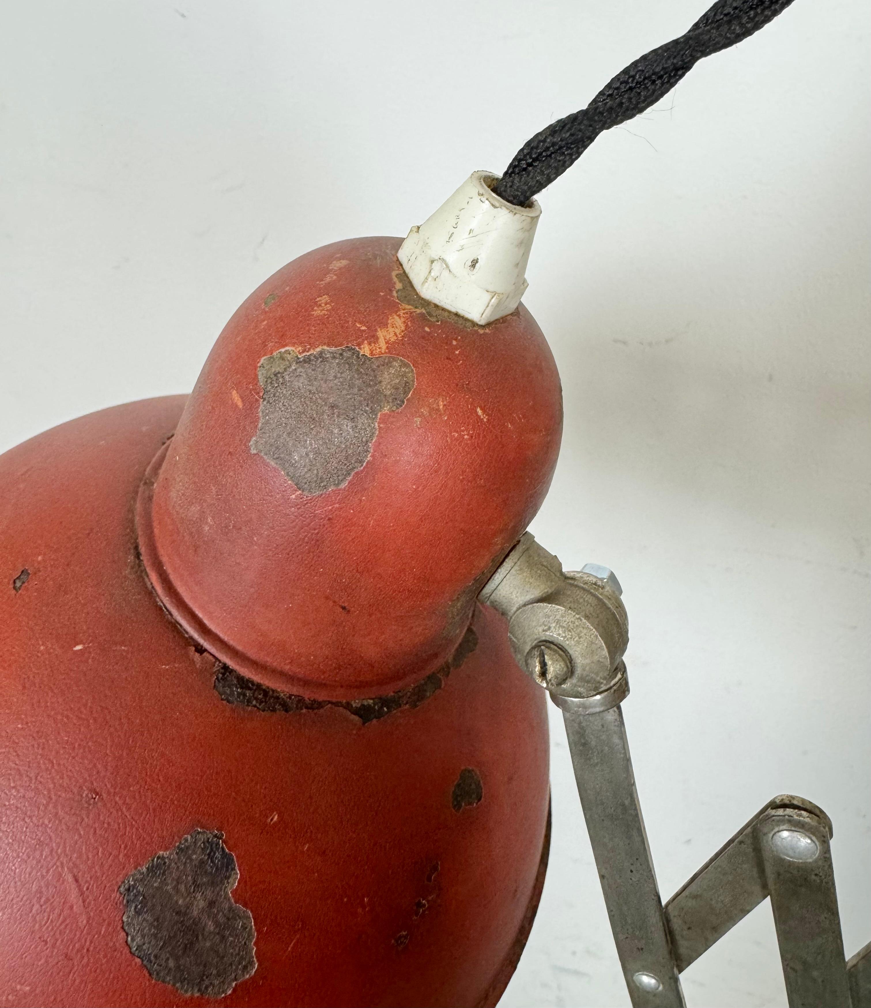 Red Industrial Midcentury Scissor Wall Lamp, 1950s For Sale 3