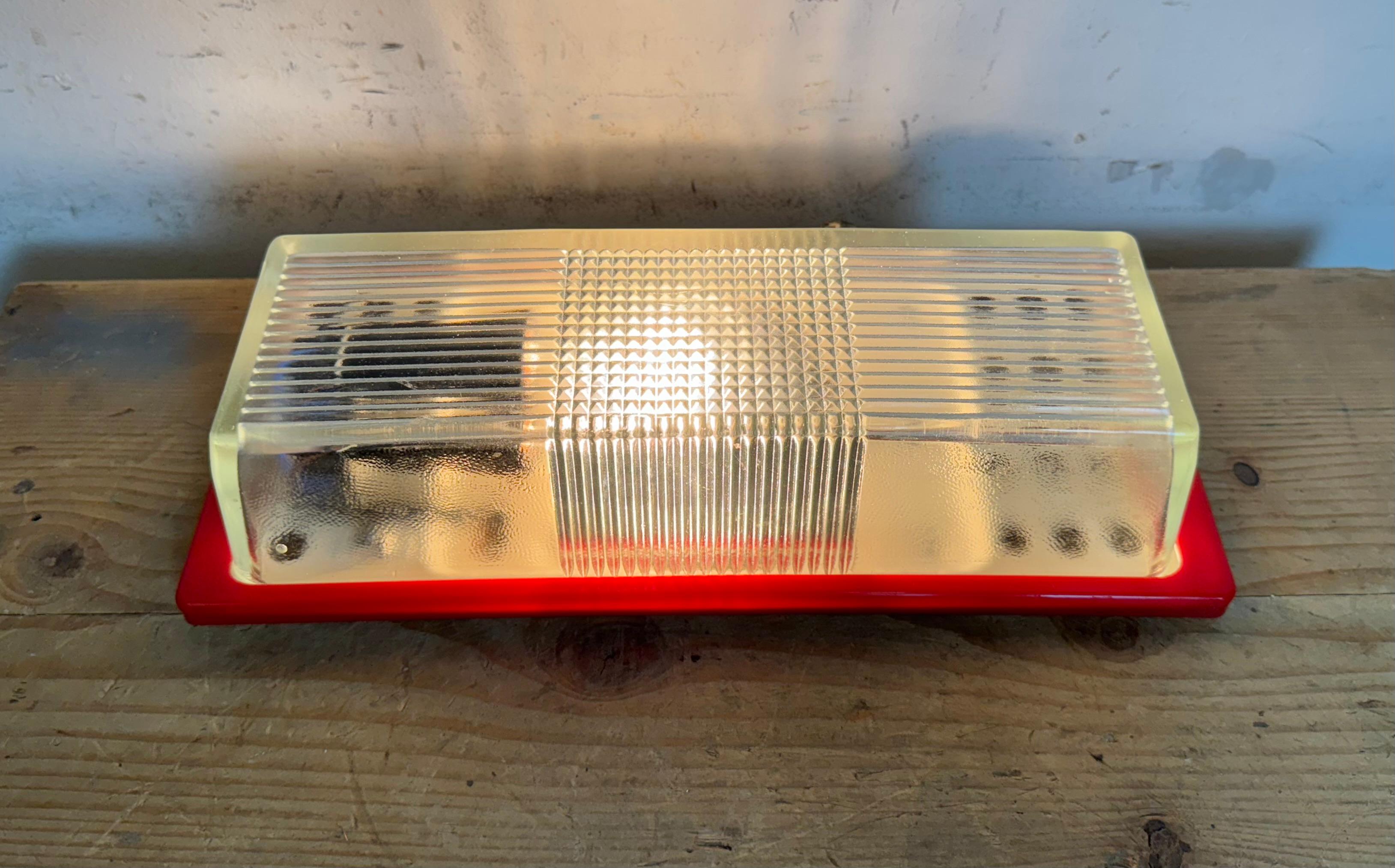 Applique industrielle rouge de Elektrosvit, 1970 en vente 6