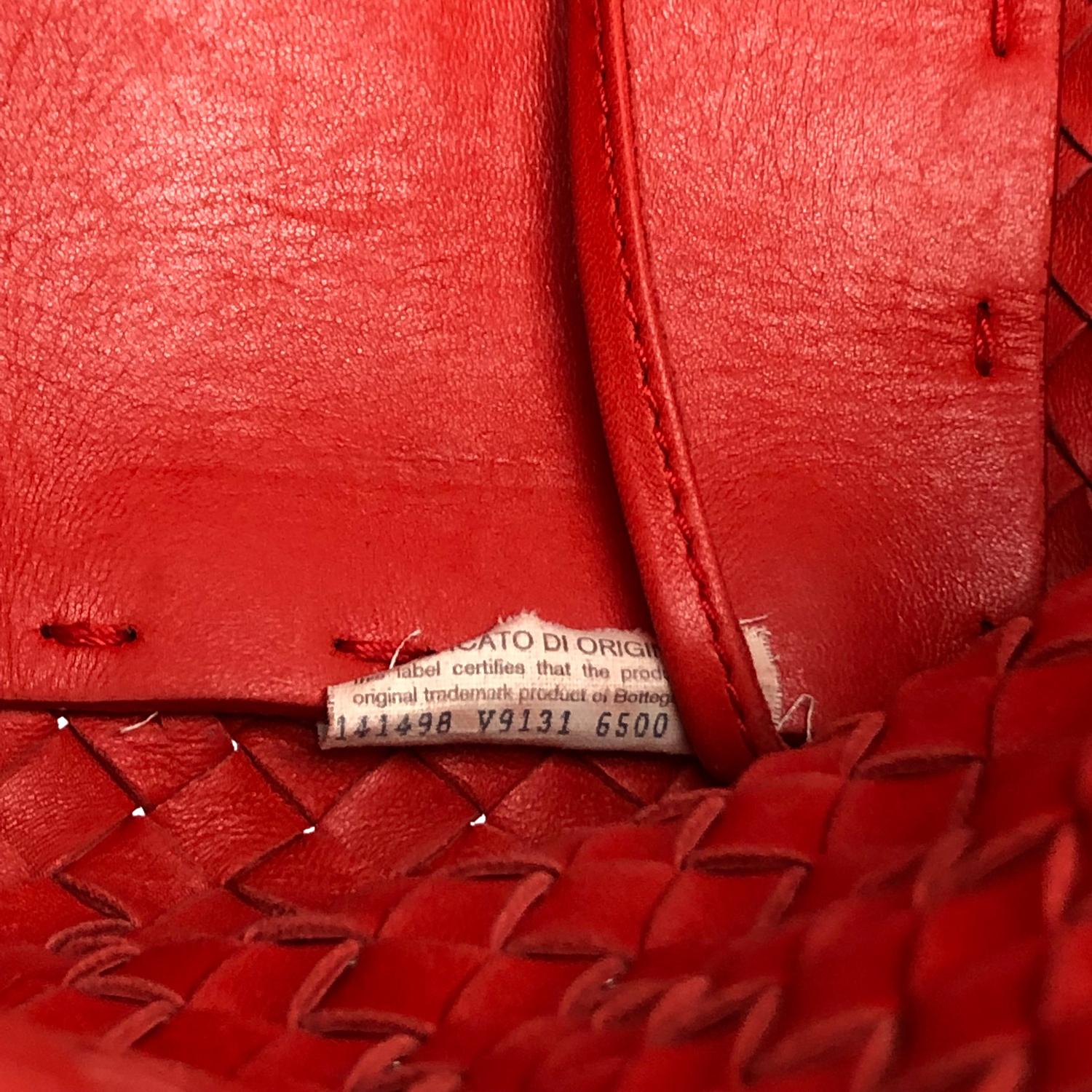 Red Intrecciato Leather Bottega Veneta Small Cabat Tote Bag For Sale 5